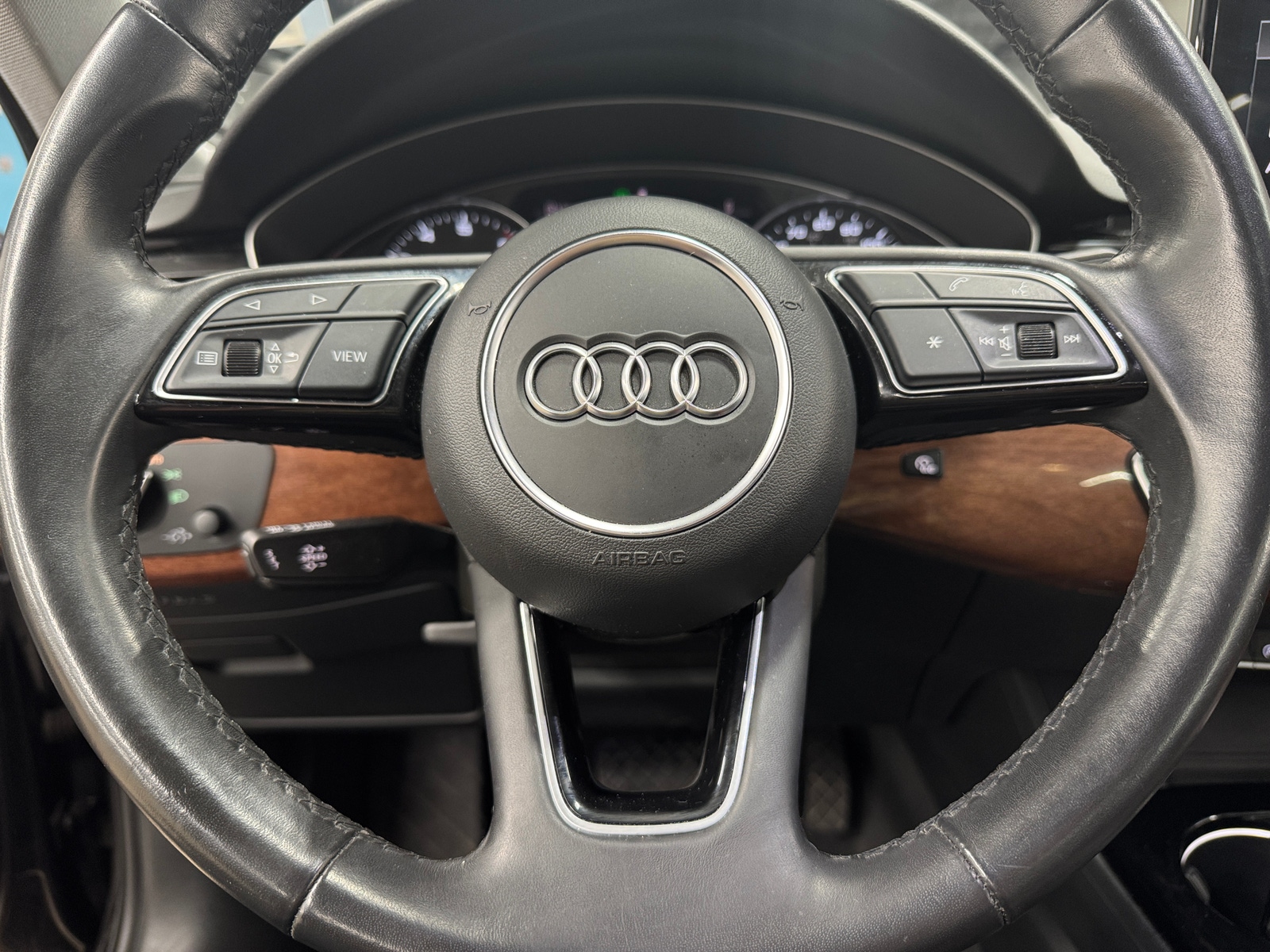 Thumbnail: 2022 Audi A4 - 4