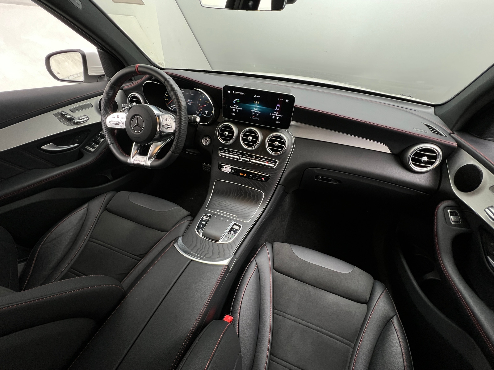 Thumbnail: 2022 Mercedes-Benz GLC - 2