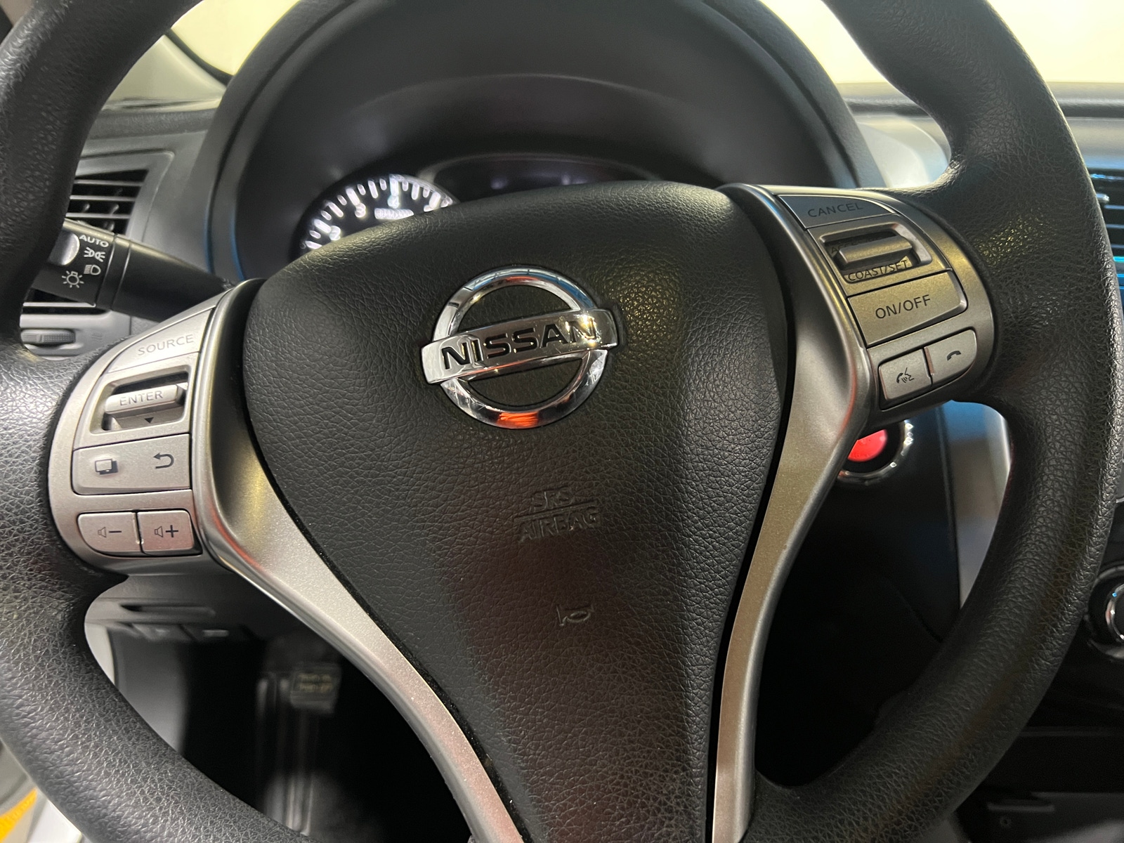 Thumbnail: 2015 Nissan Altima - 5