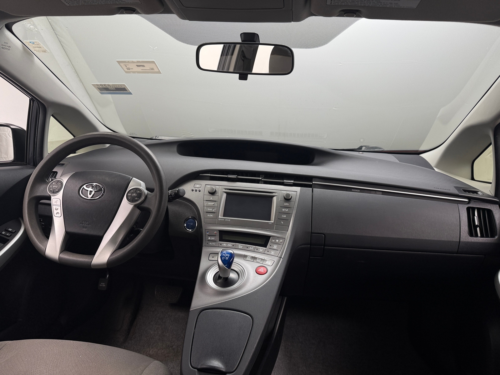 Thumbnail: 2015 Toyota Prius - 3