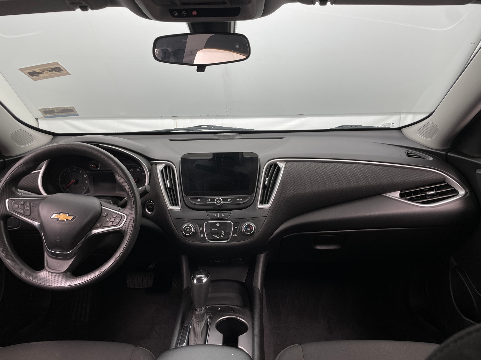 Thumbnail: 2020 Chevrolet Malibu - 3