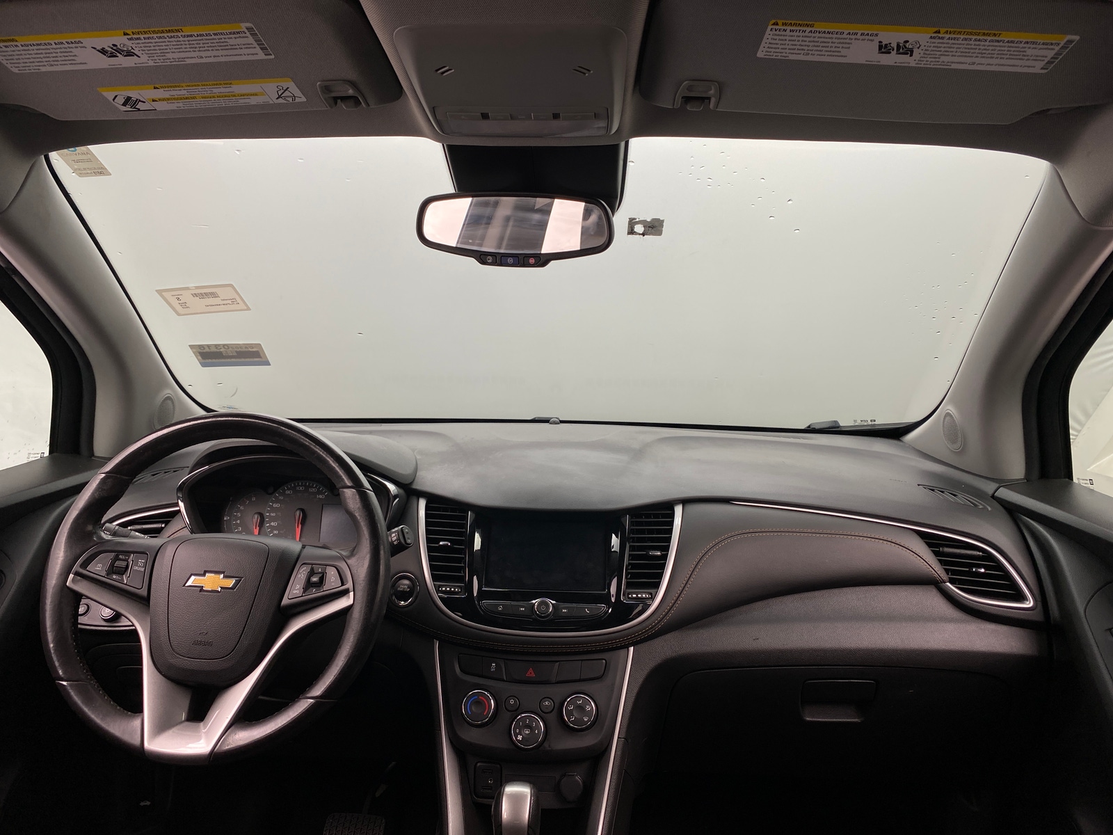 Thumbnail: 2022 Chevrolet Trax - 2