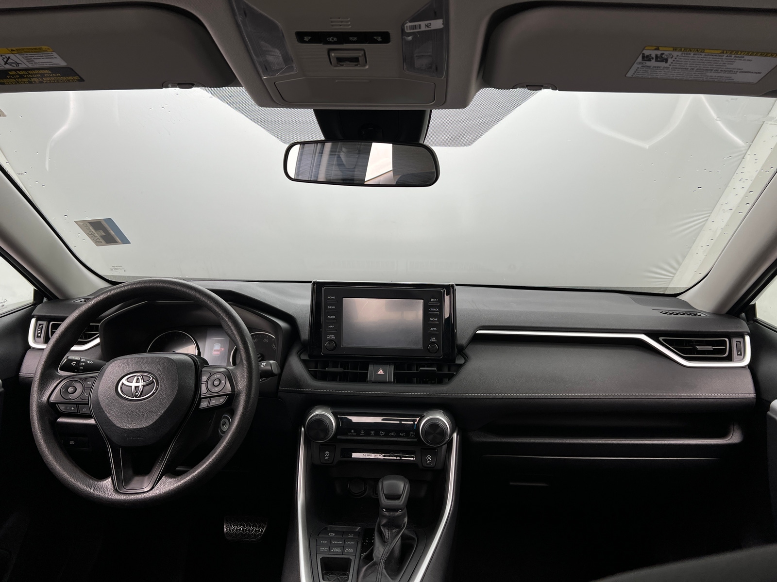 Thumbnail: 2019 Toyota RAV4 - 3
