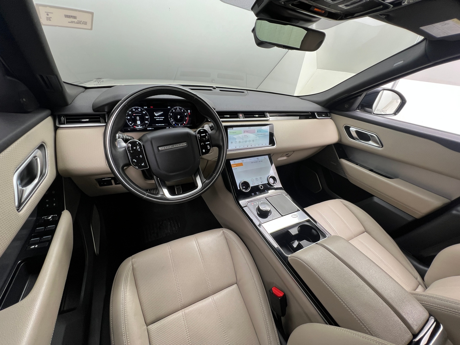 Thumbnail: 2019 Land Rover Range Rover Velar - 2