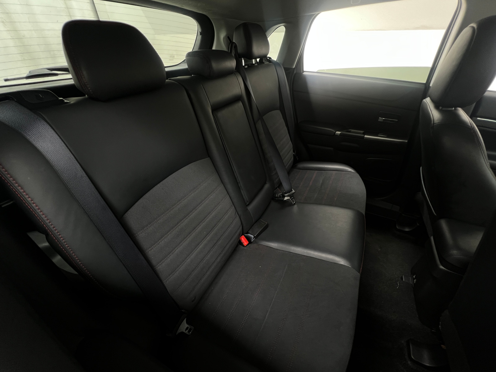 Thumbnail: 2022 Mitsubishi Outlander Sport - 6