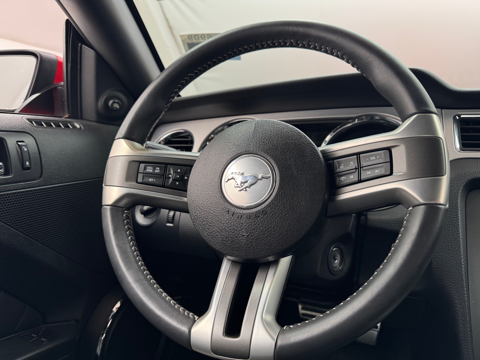Thumbnail: 2013 Ford Mustang - 4