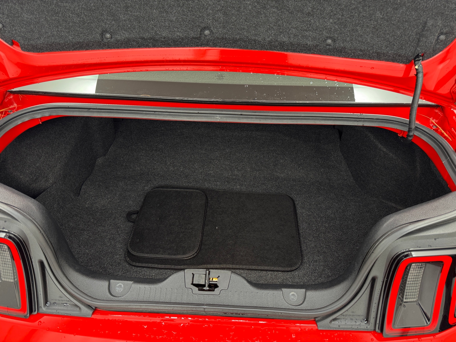Thumbnail: 2013 Ford Mustang - 5