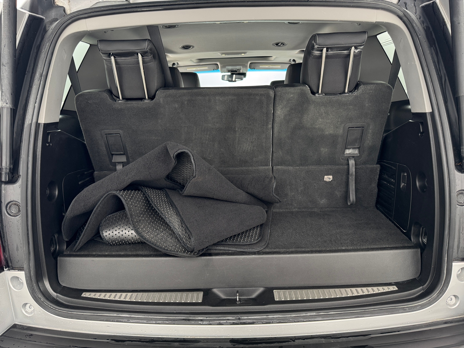Thumbnail: 2018 Chevrolet Tahoe - 6