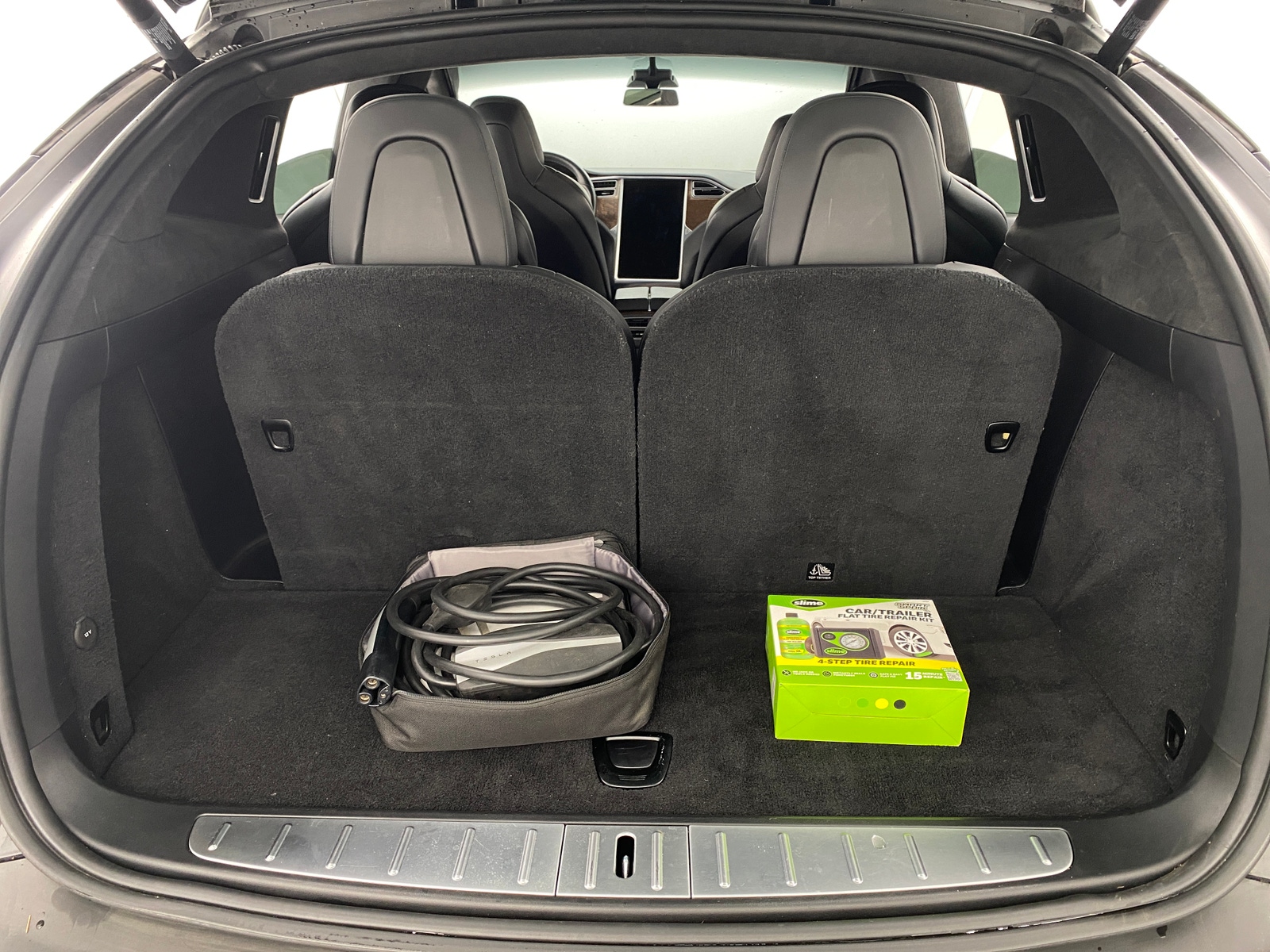Thumbnail: 2018 Tesla Model X - 6