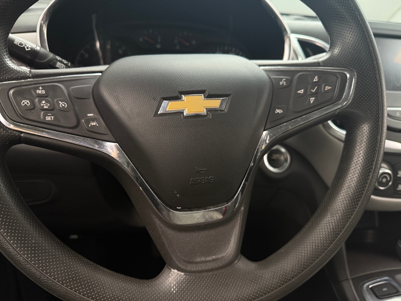 Thumbnail: 2021 Chevrolet Equinox - 5