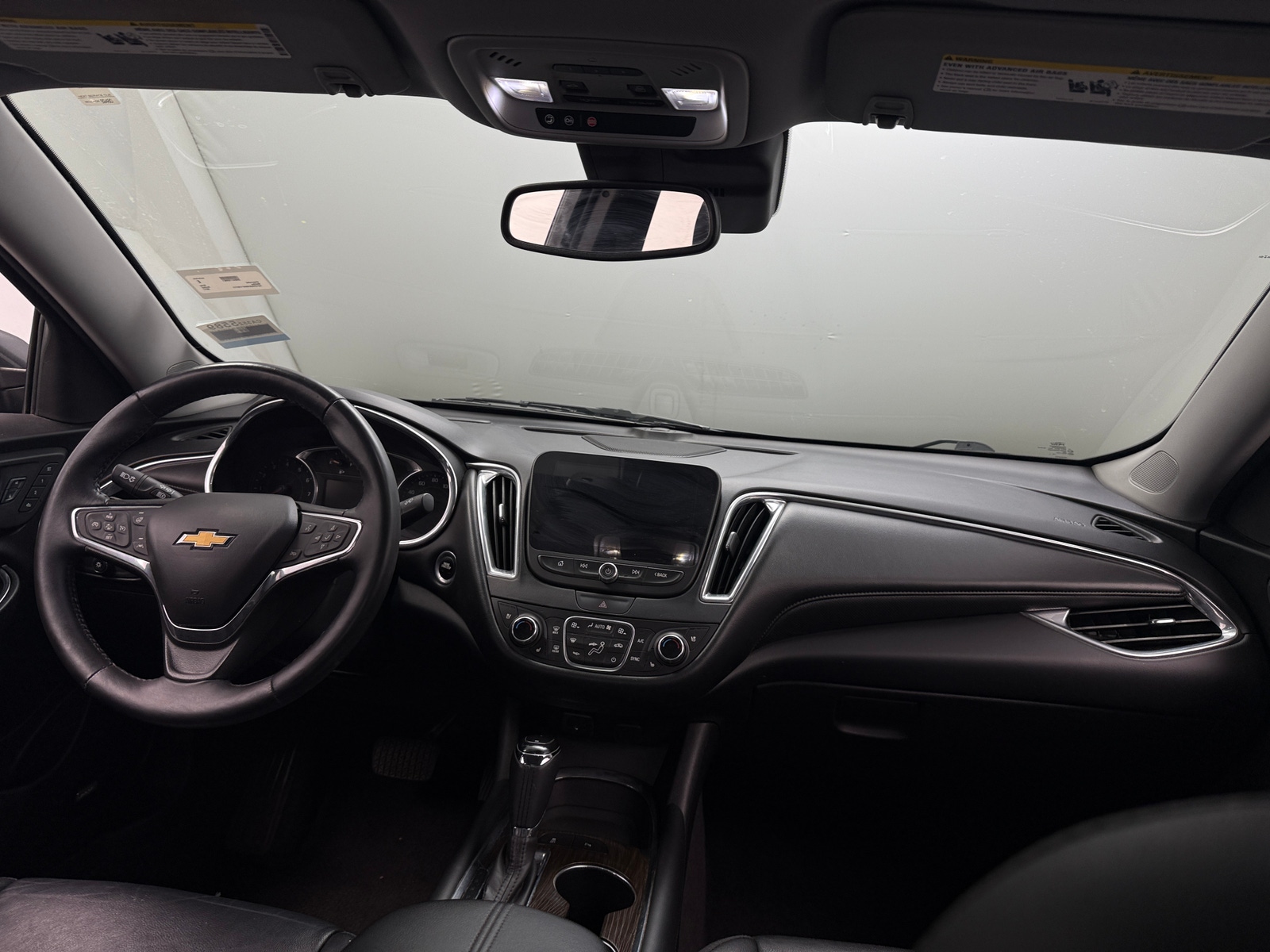 Thumbnail: 2017 Chevrolet Malibu - 2