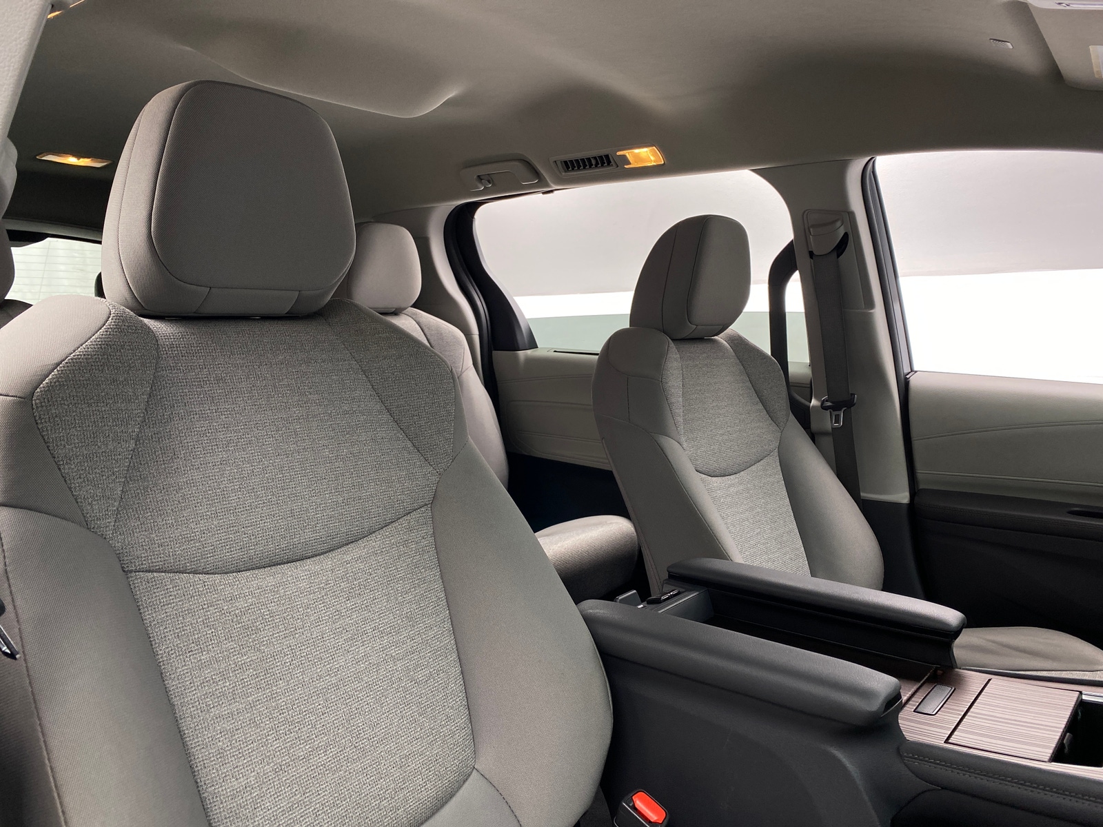 Thumbnail: 2024 Toyota Sienna - 2
