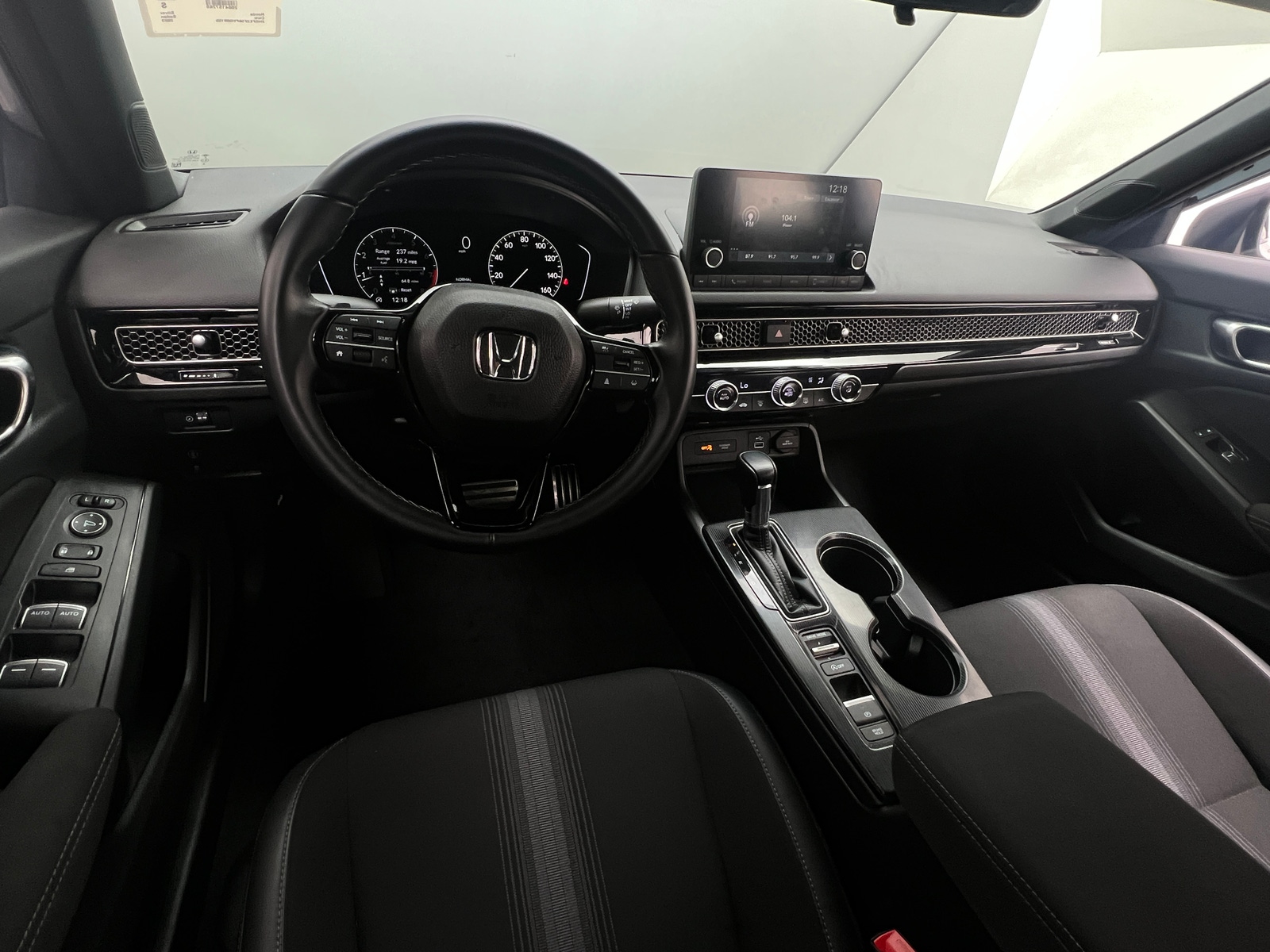 Thumbnail: 2023 Honda Civic - 3