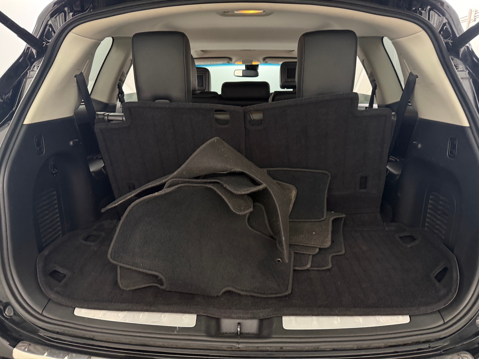 Thumbnail: 2015 INFINITI QX60 - 6