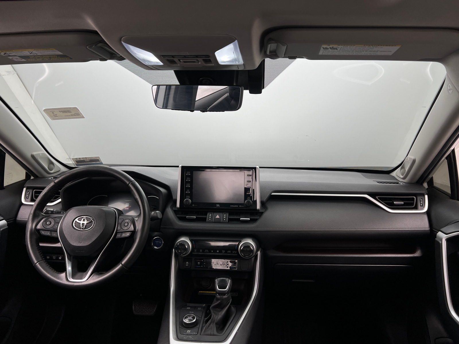 Thumbnail: 2020 Toyota RAV4 - 2