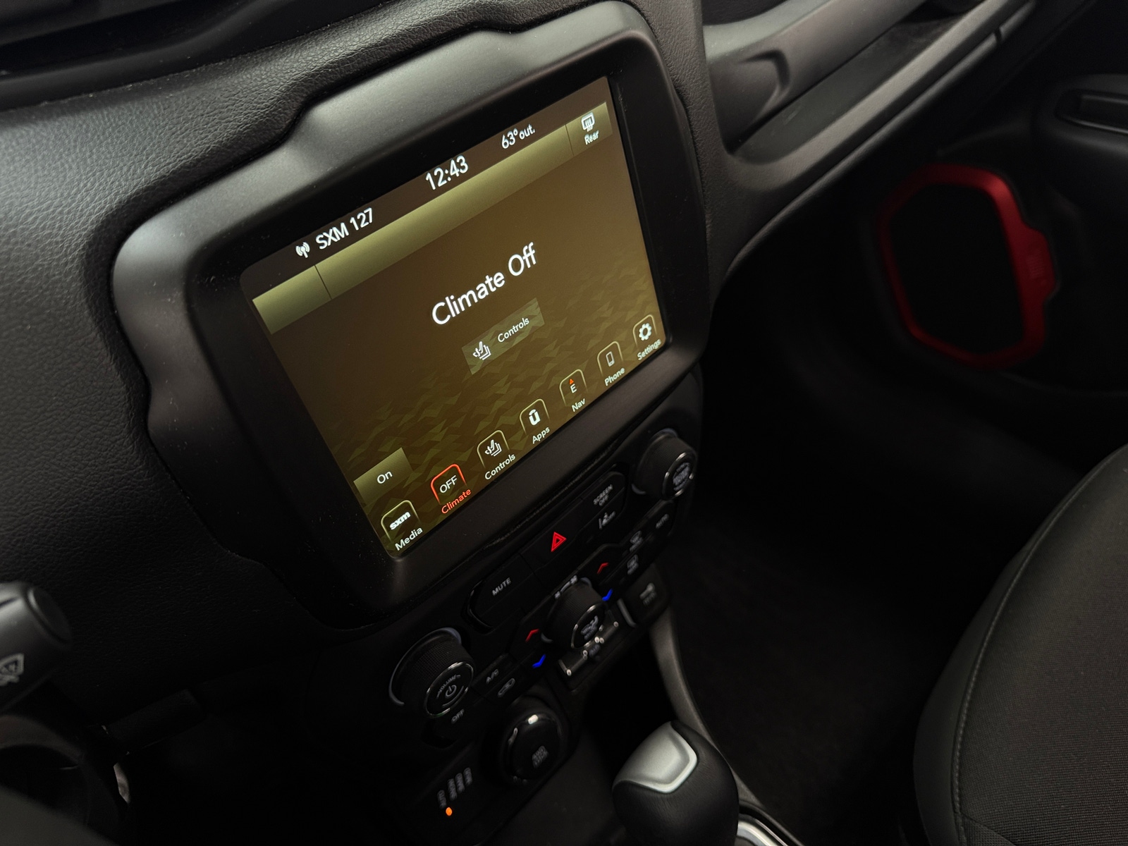 Thumbnail: 2022 Jeep Renegade - 4