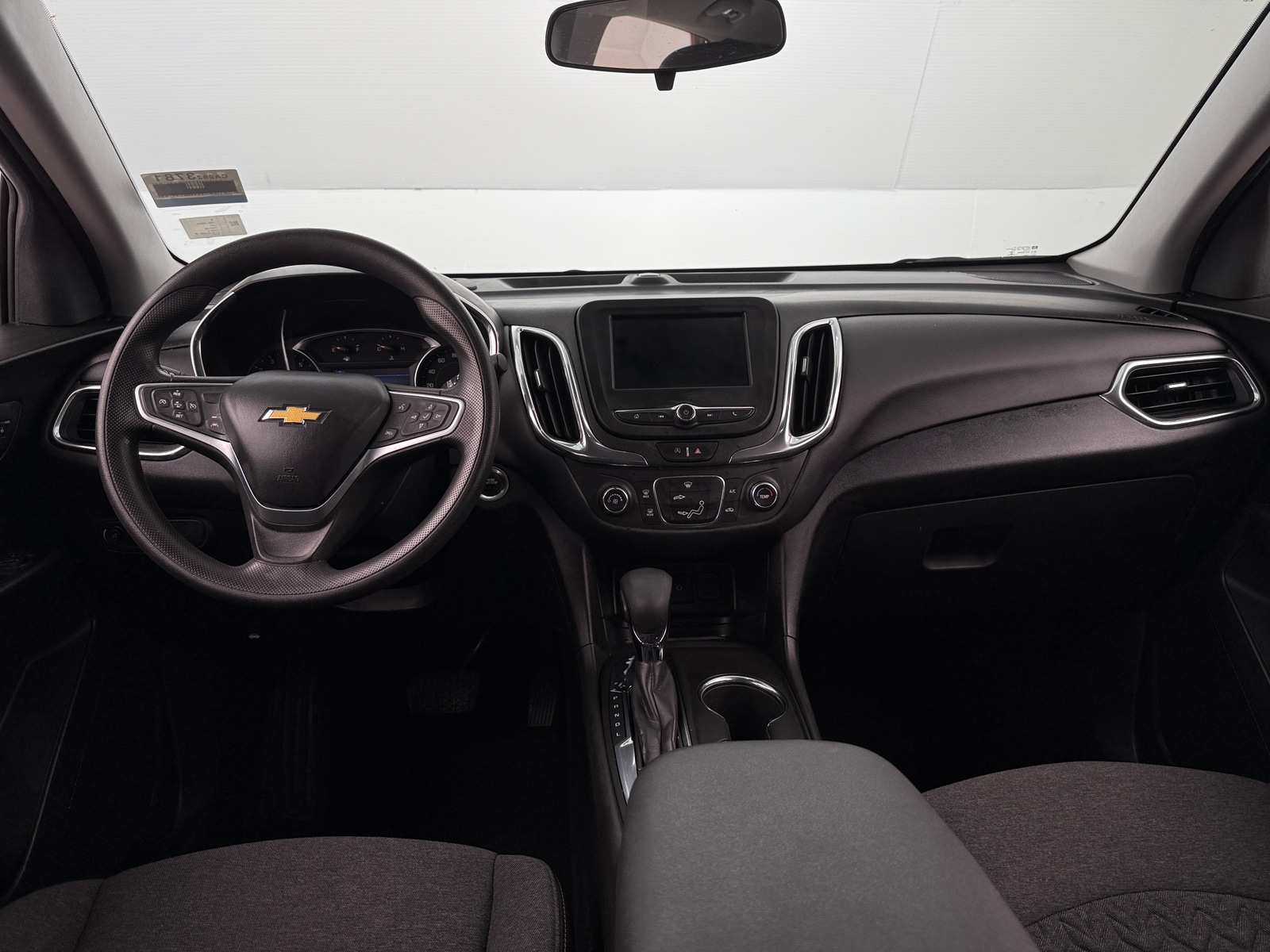 Thumbnail: 2022 Chevrolet Equinox - 3