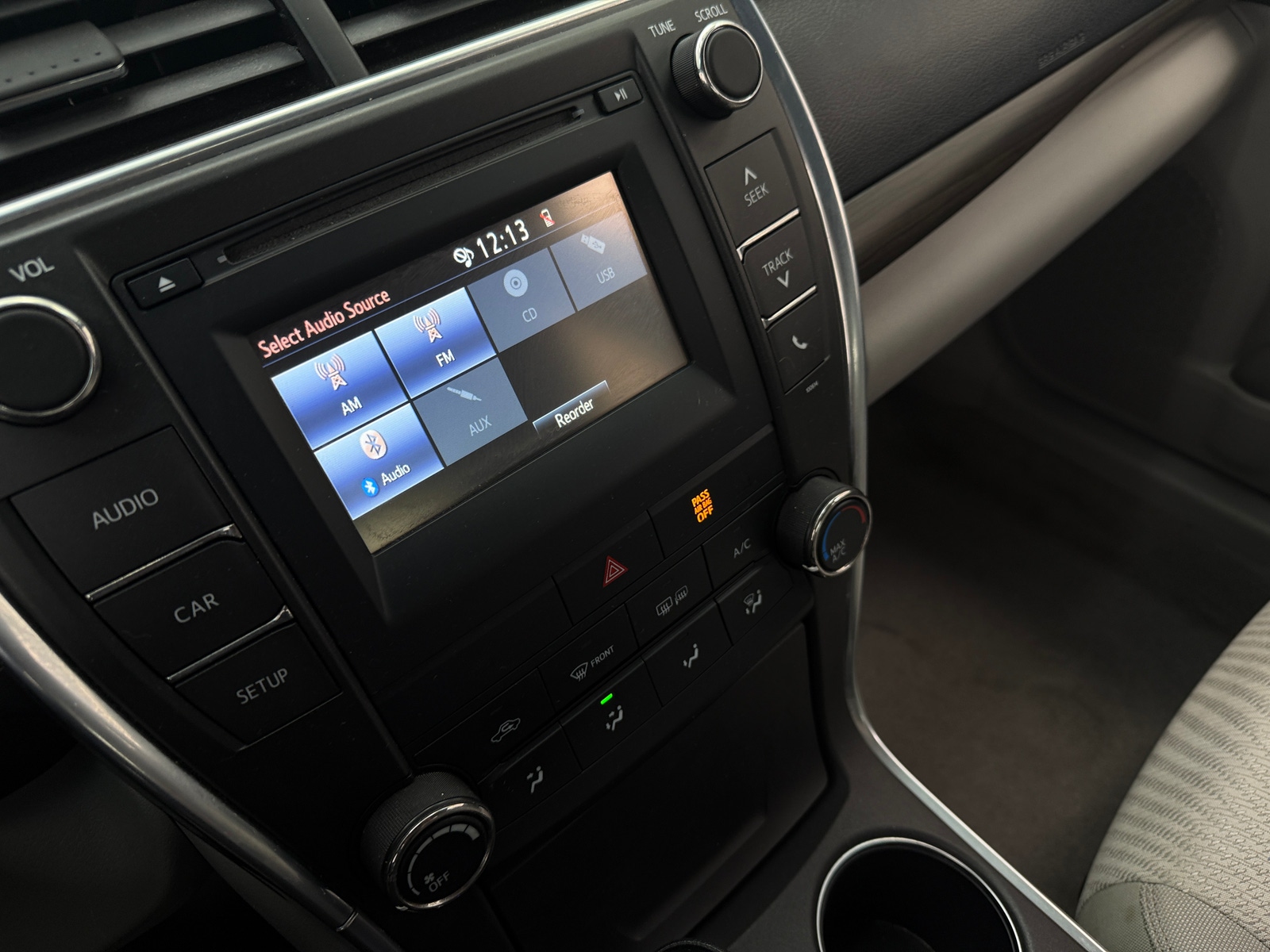 Thumbnail: 2016 Toyota Camry - 4
