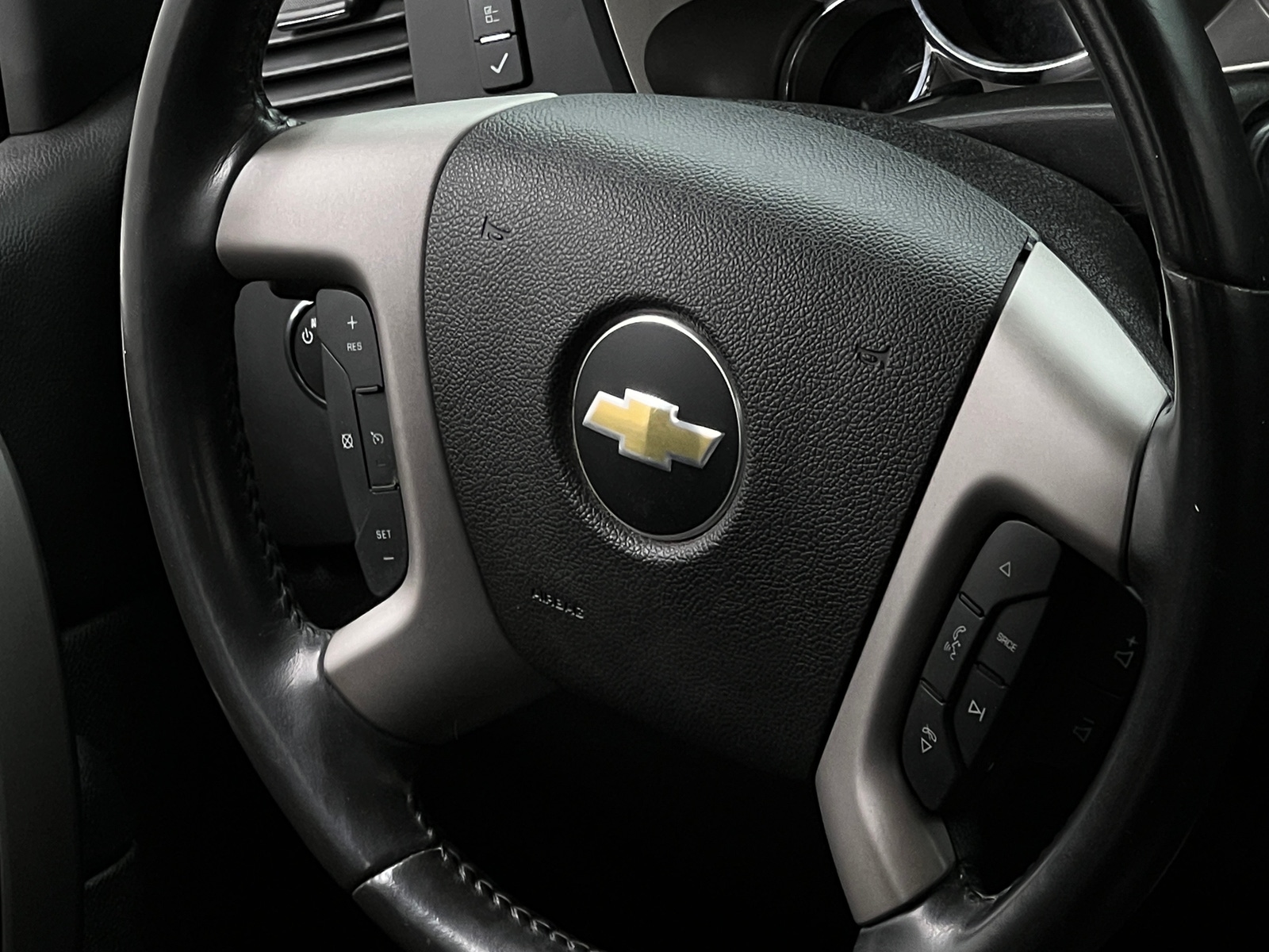 Thumbnail: 2011 Chevrolet Silverado 1500 - 4