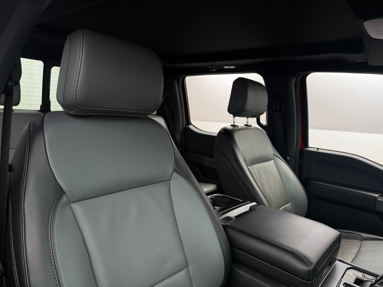 Thumbnail: 2022 Ford F-150 - 2