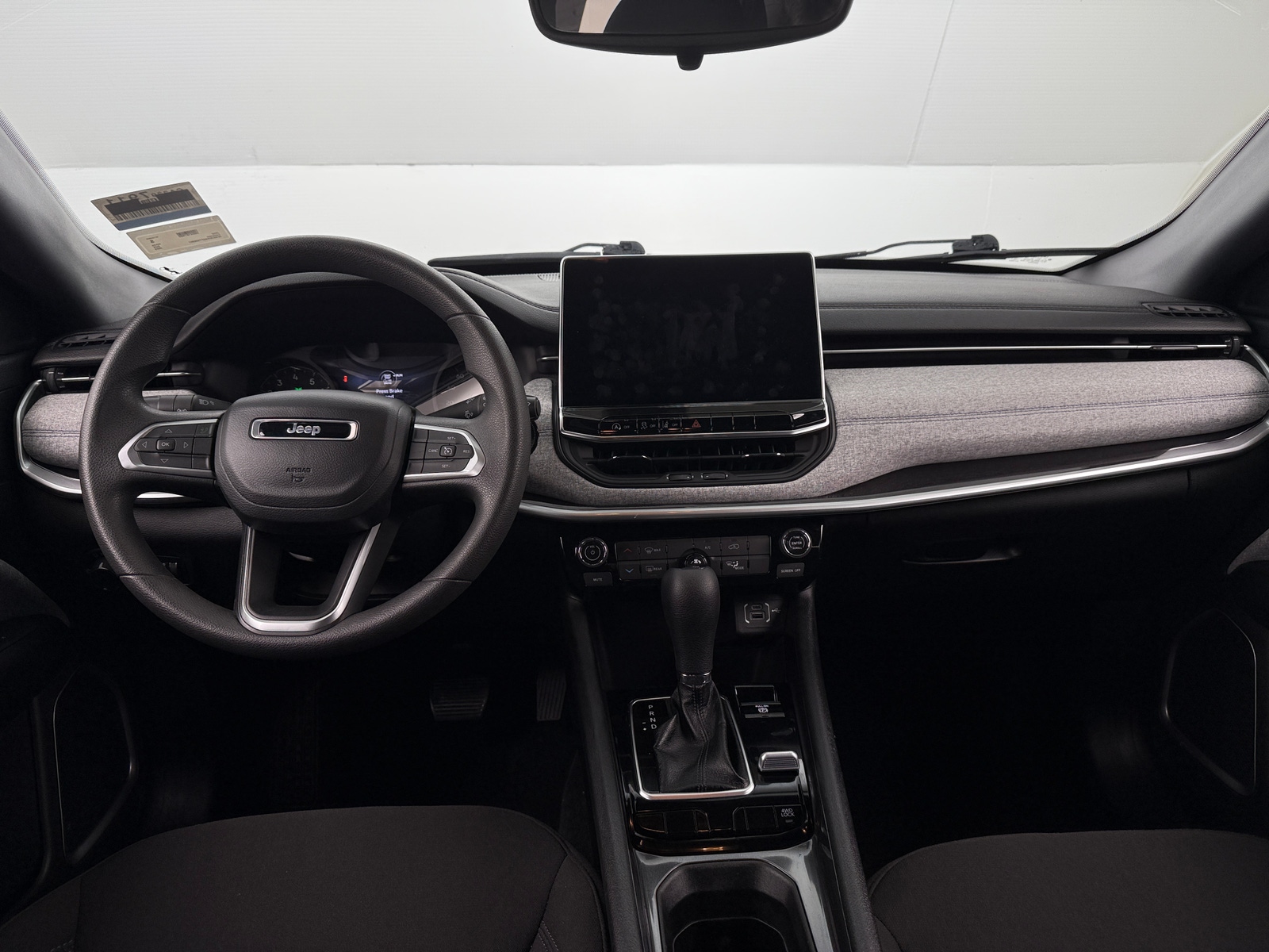 Thumbnail: 2023 Jeep Compass - 3