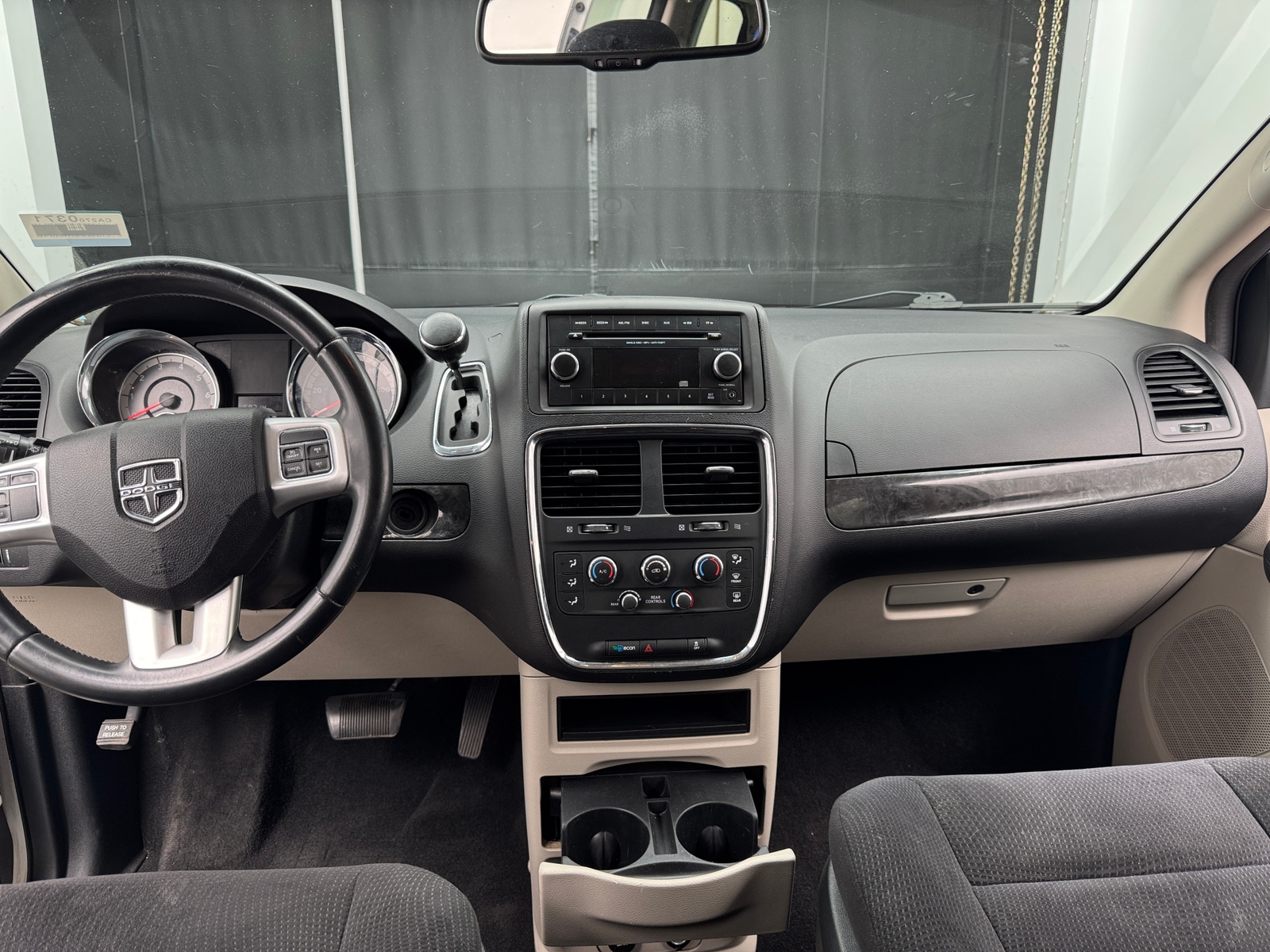 Thumbnail: 2014 Dodge Grand Caravan - 3