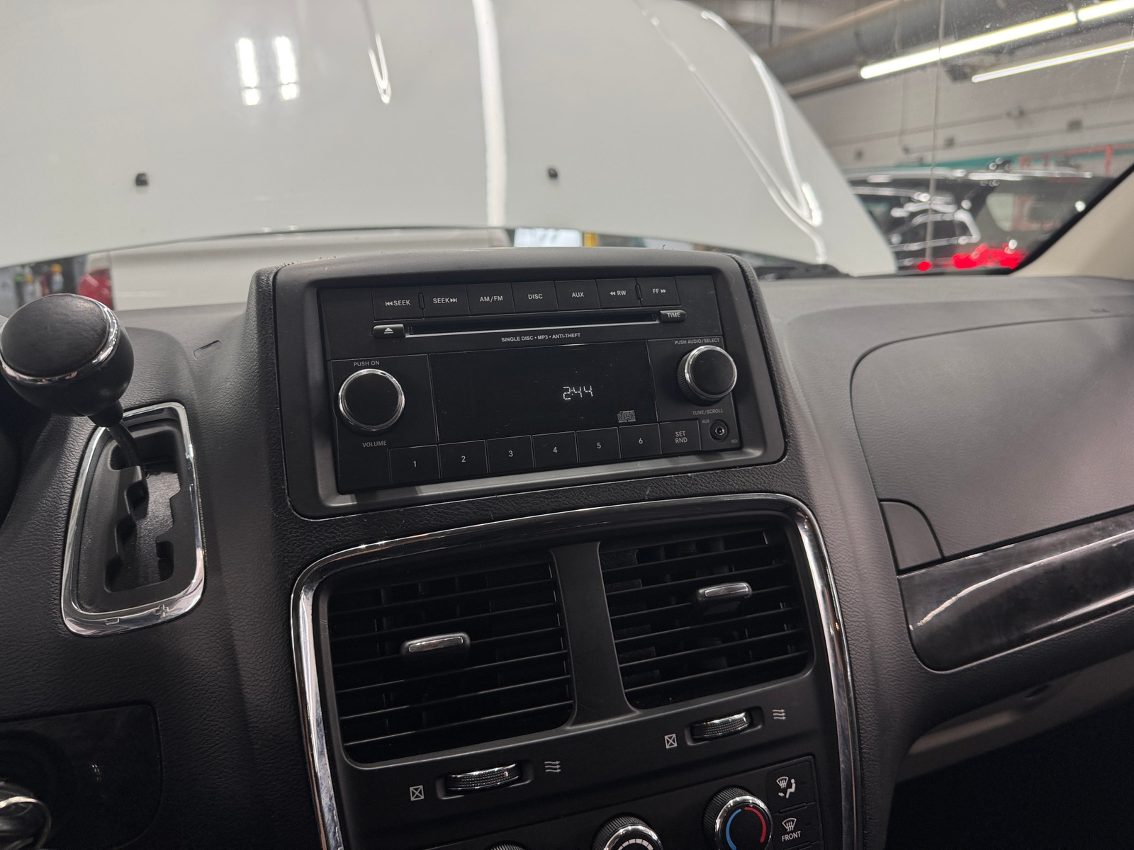 Thumbnail: 2014 Dodge Grand Caravan - 4
