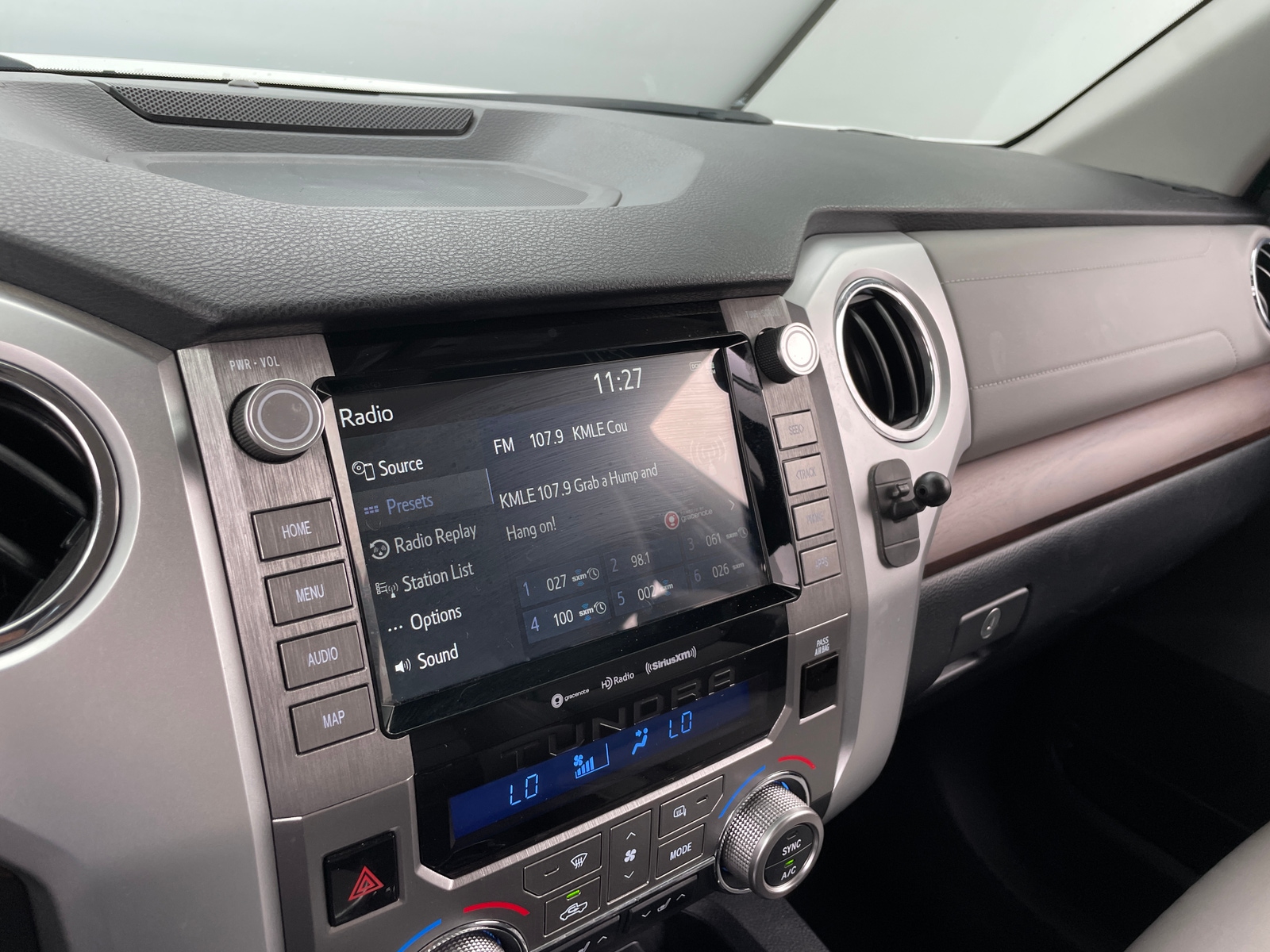 Thumbnail: 2020 Toyota Tundra - 3