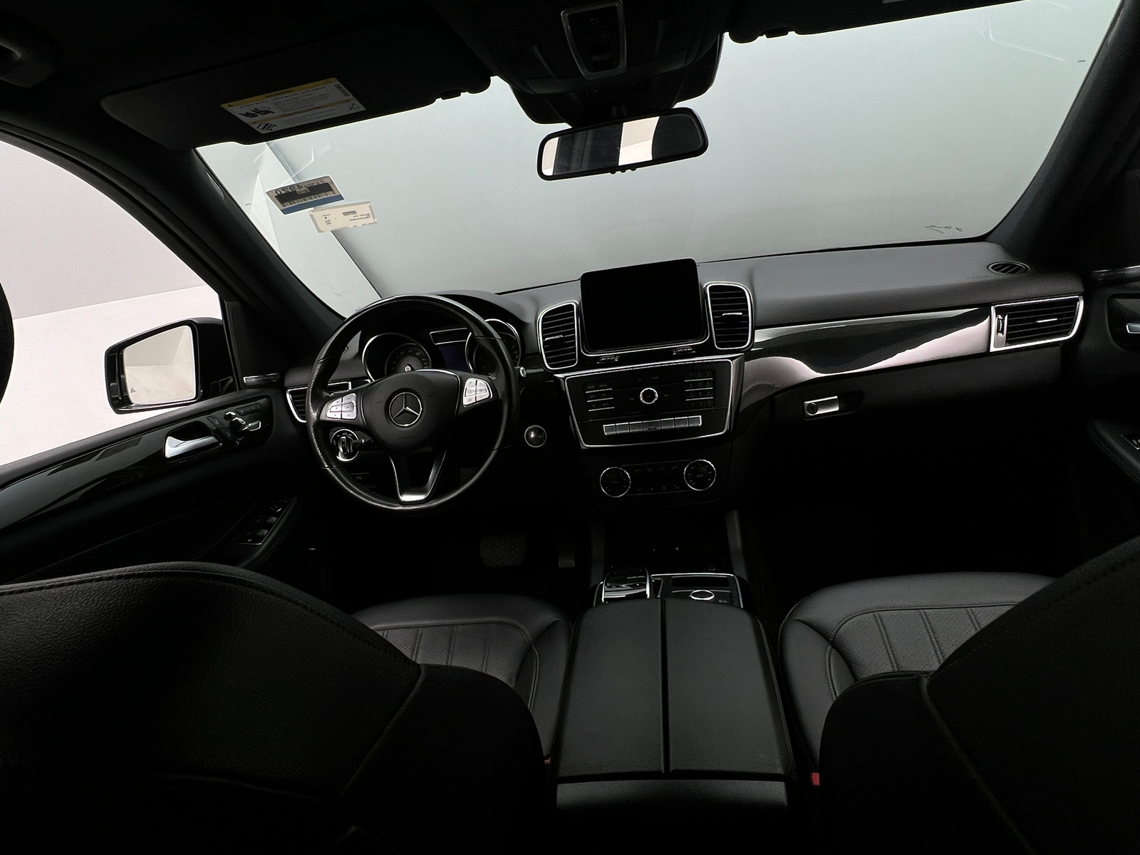 Thumbnail: 2018 Mercedes-Benz GLE - 2