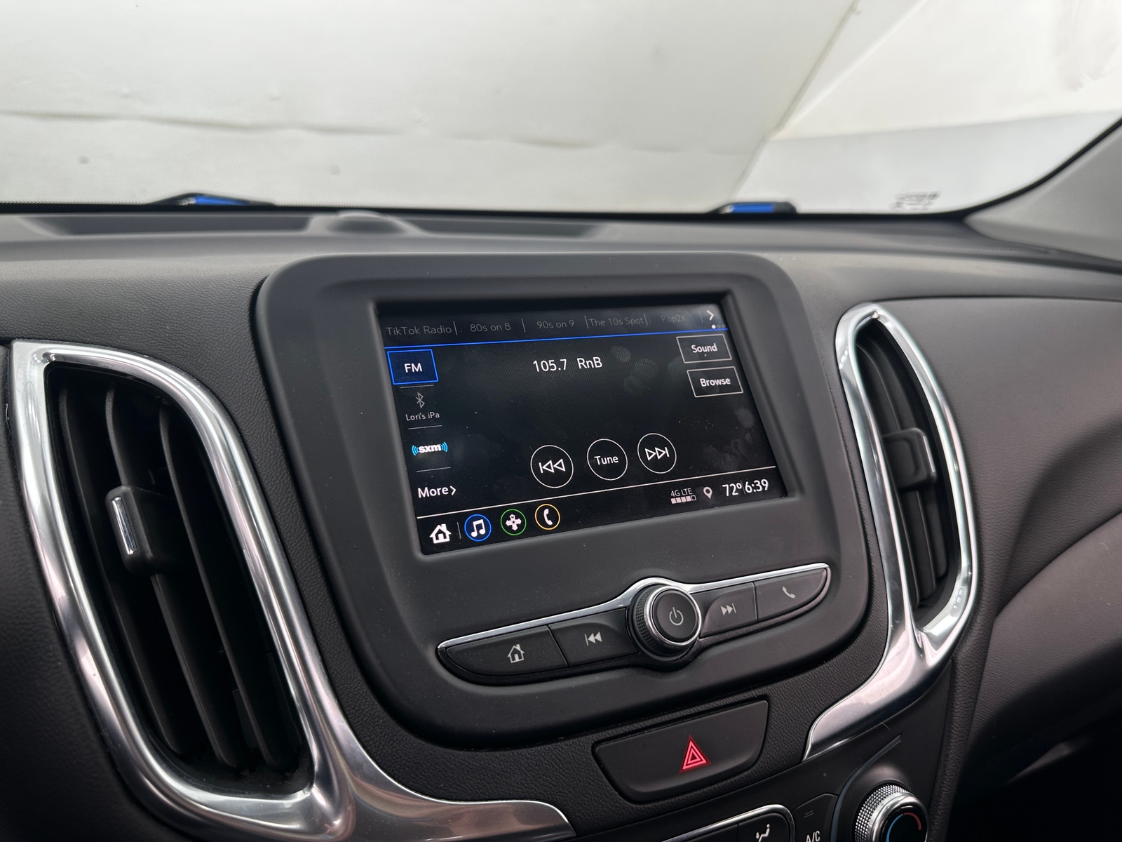 Thumbnail: 2021 Chevrolet Equinox - 4