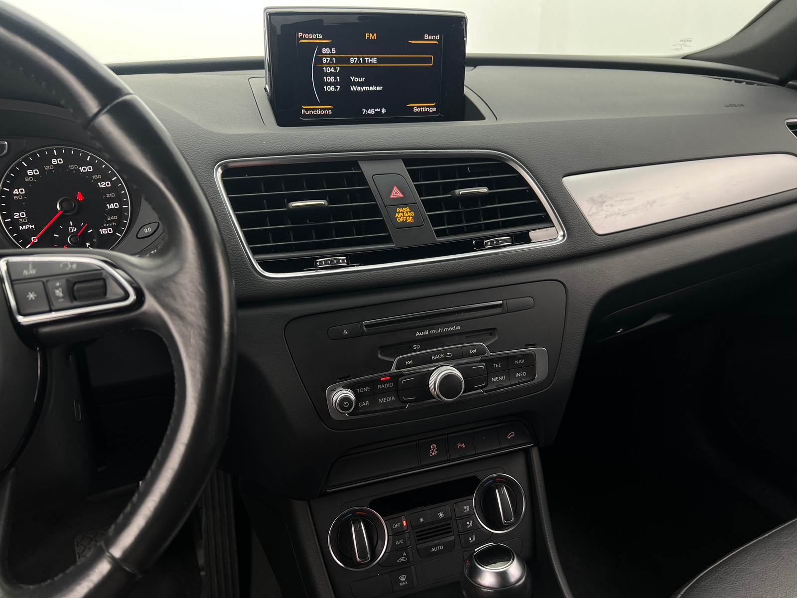 Thumbnail: 2017 Audi Q3 - 3