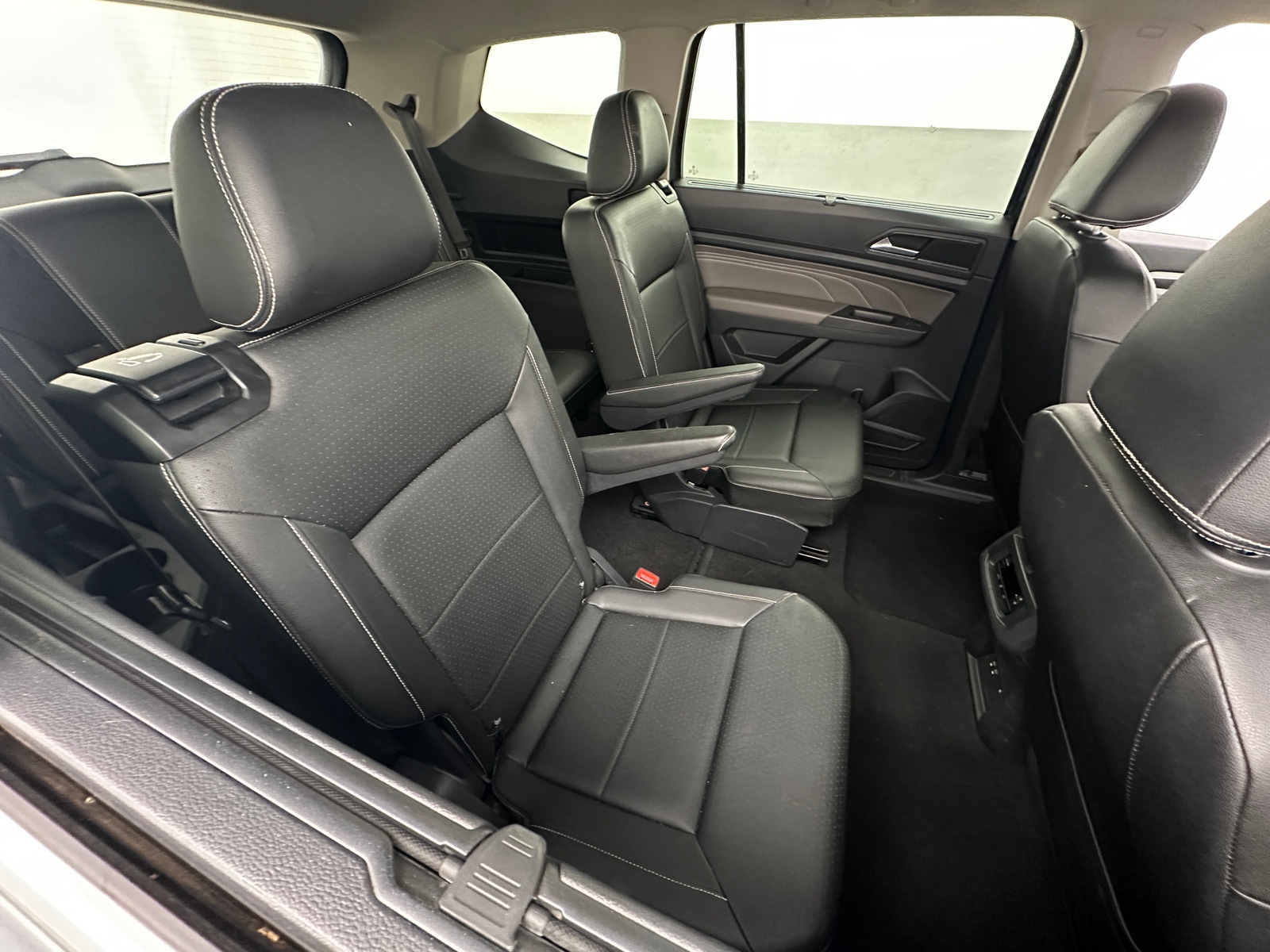 Thumbnail: 2023 Volkswagen Atlas - 5