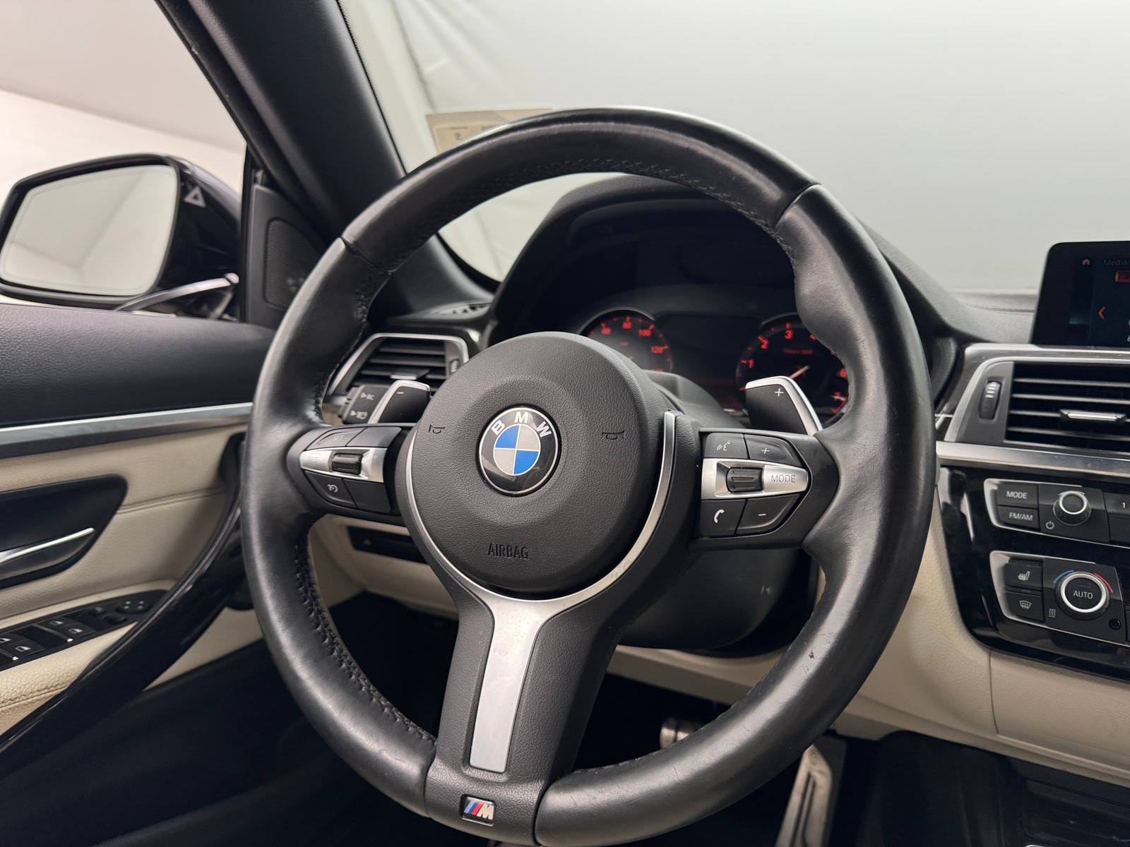Thumbnail: 2019 BMW 4 Series - 4
