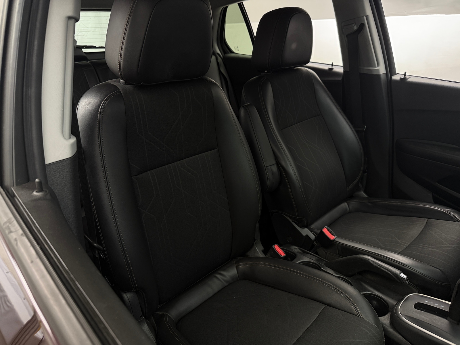 Thumbnail: 2021 Chevrolet Trax - 2