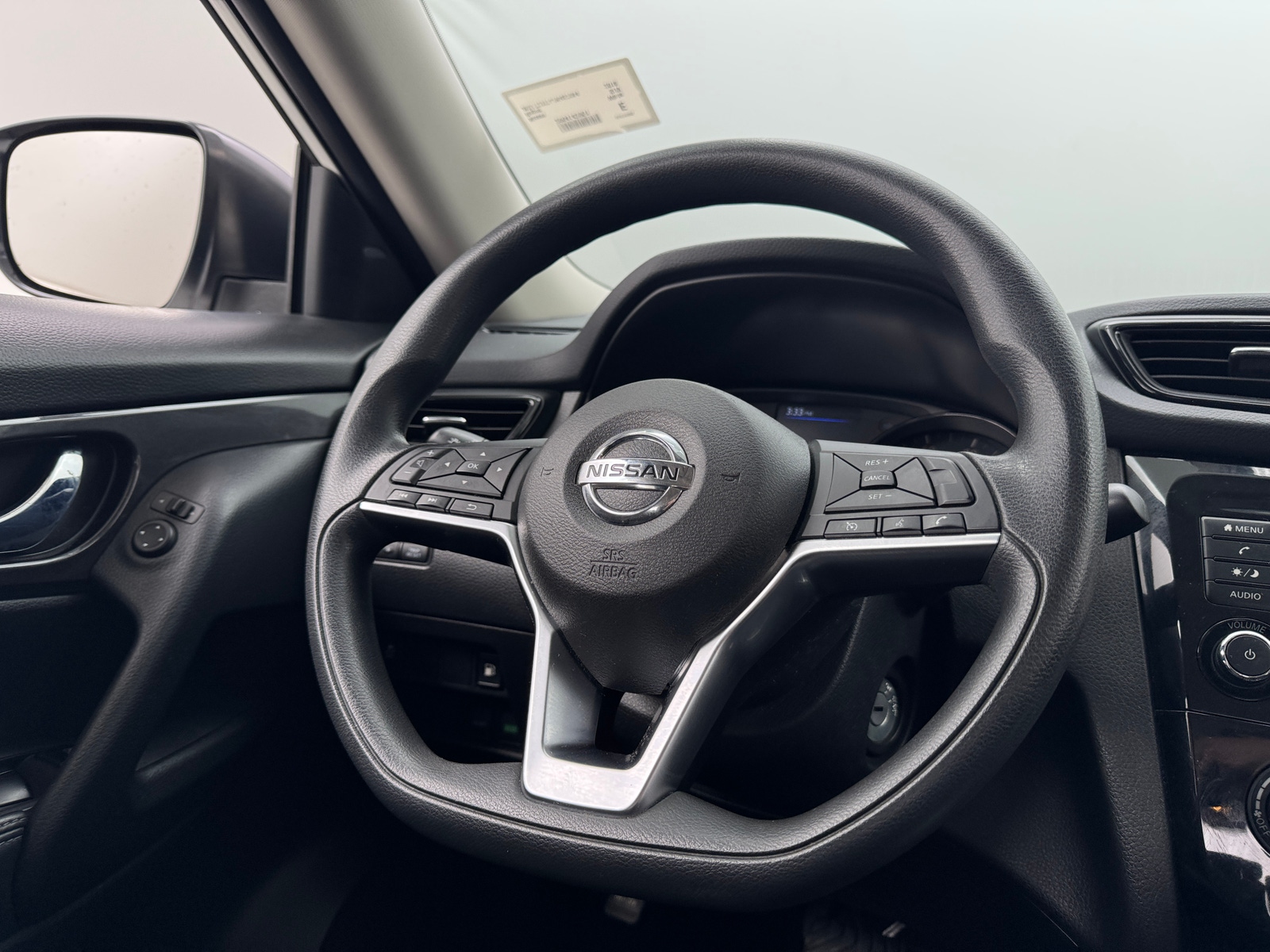 Thumbnail: 2018 Nissan Rogue - 5
