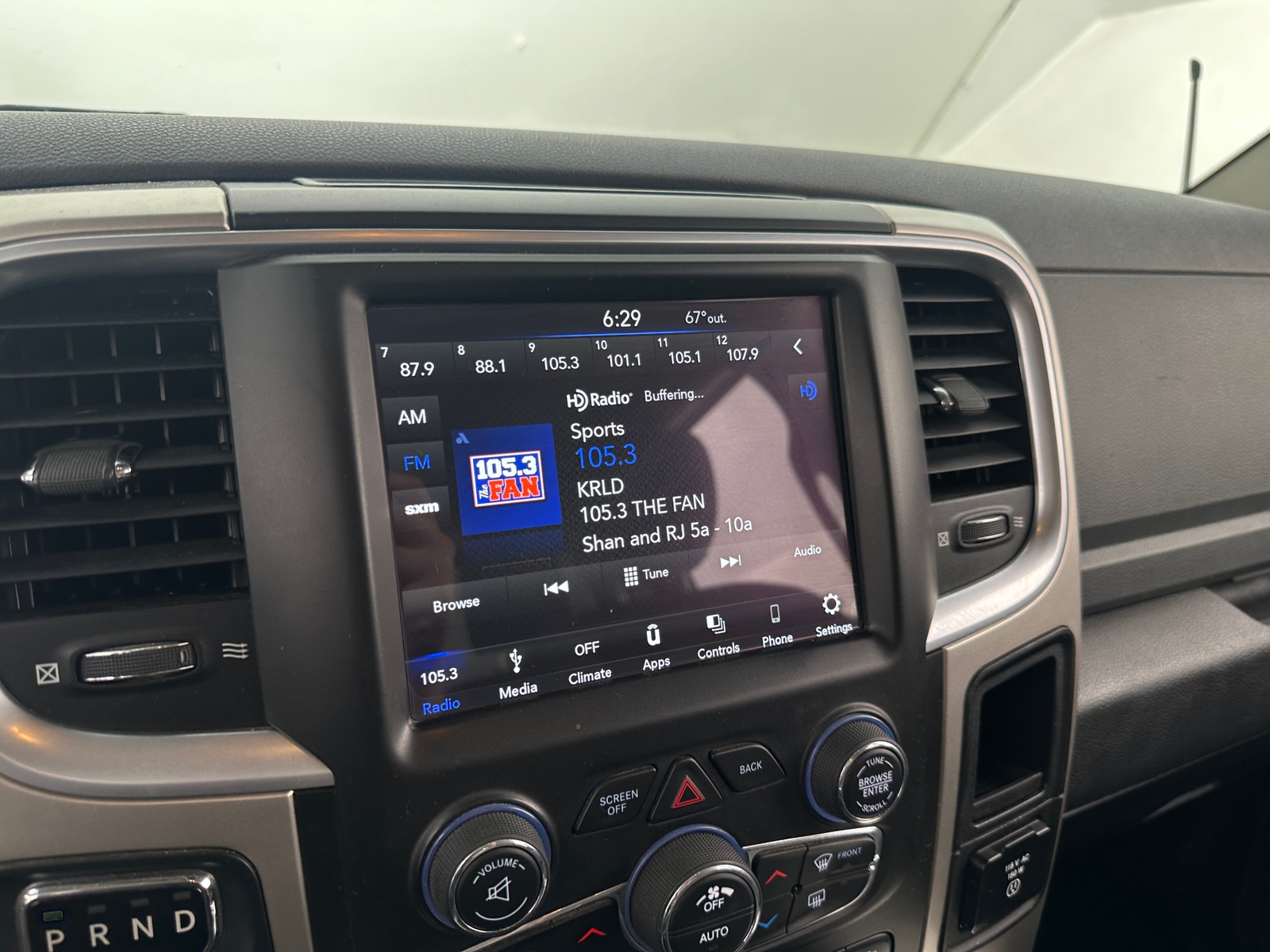 Thumbnail: 2019 RAM 1500 Classic - 4