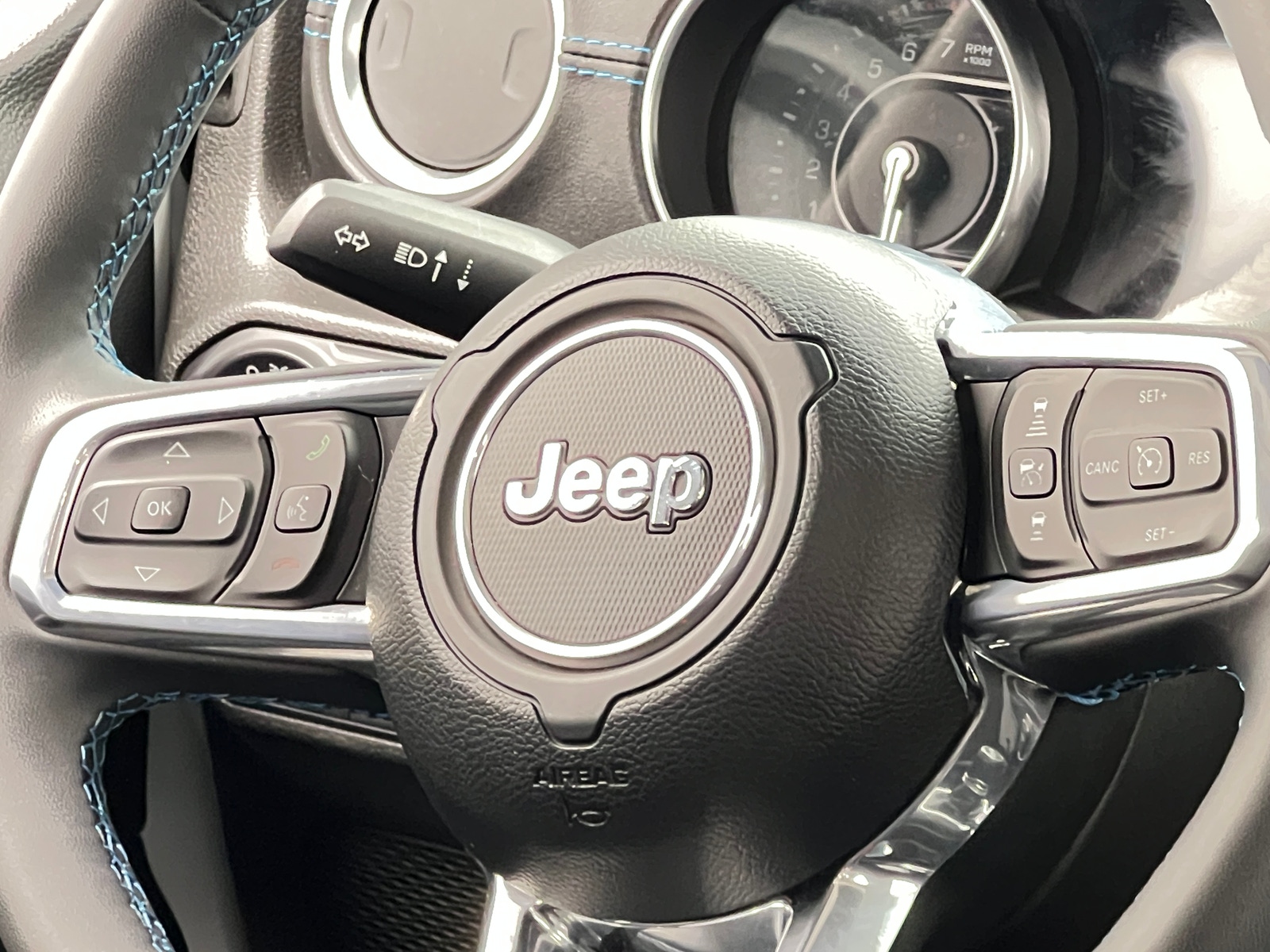 Thumbnail: 2023 Jeep Wrangler - 4