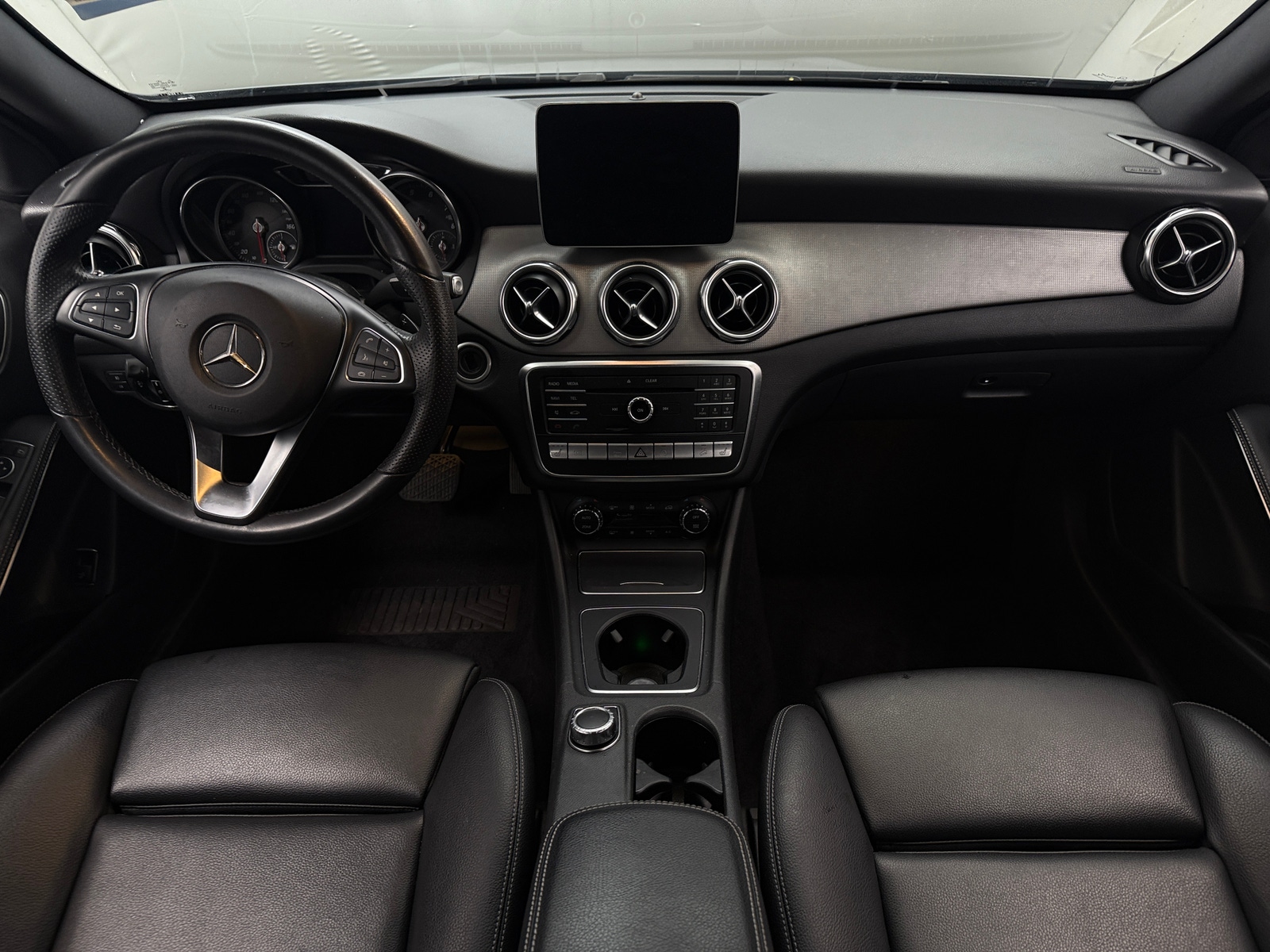 Thumbnail: 2020 Mercedes-Benz GLA - 2