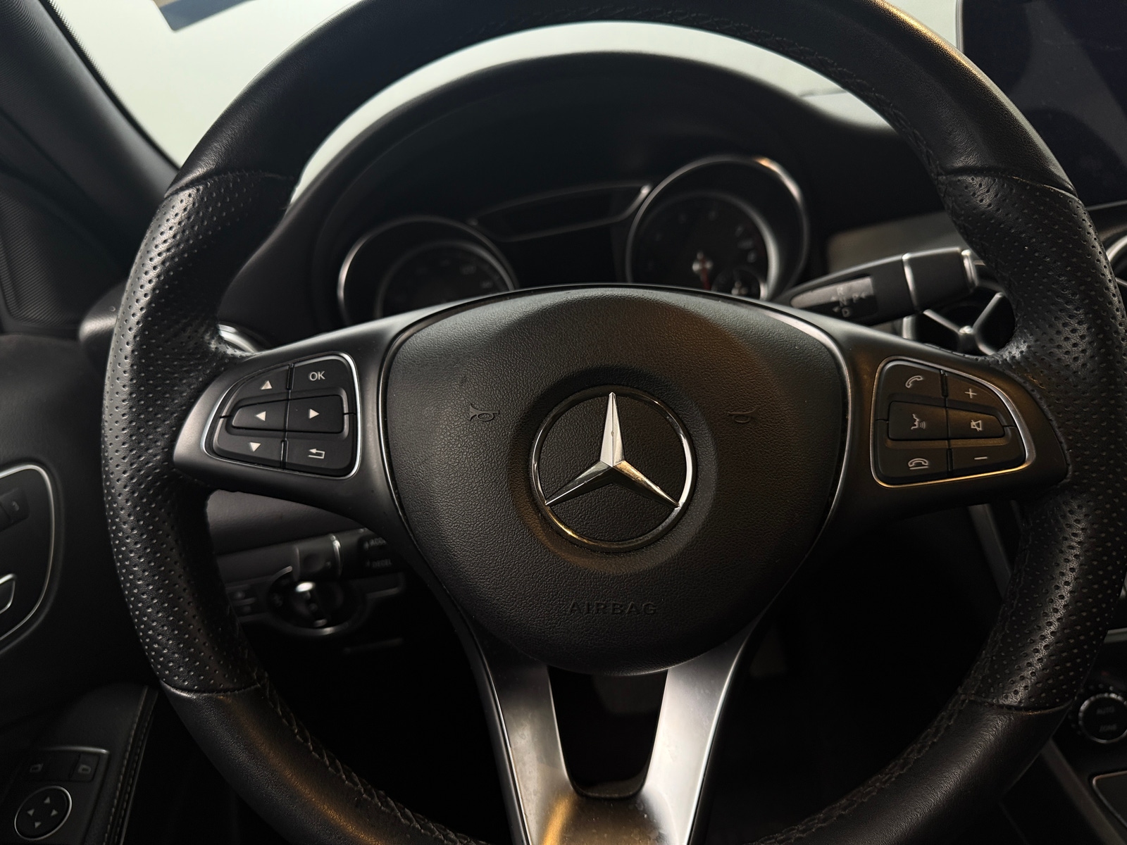 Thumbnail: 2020 Mercedes-Benz GLA - 4