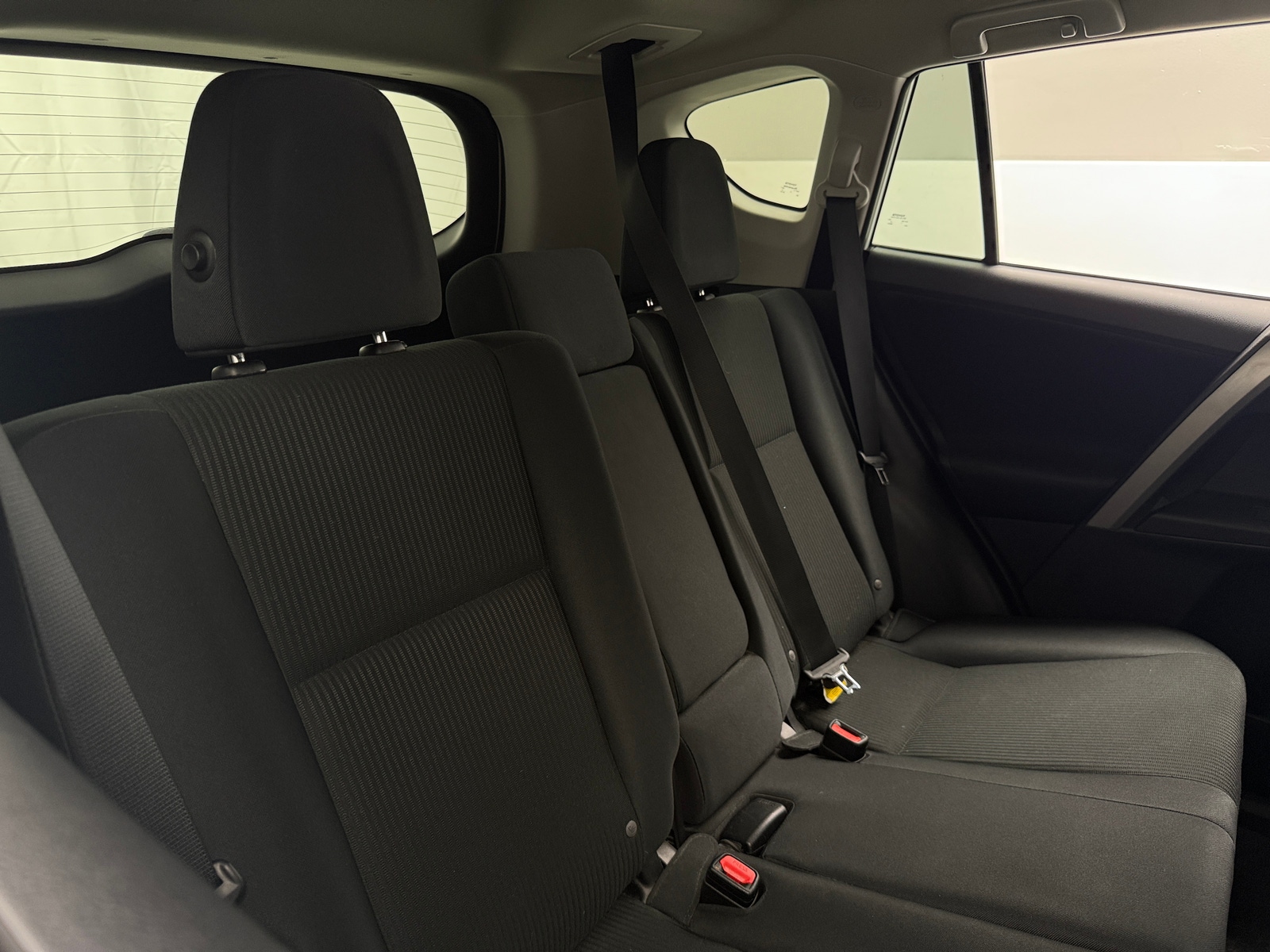 Thumbnail: 2016 Toyota RAV4 - 6