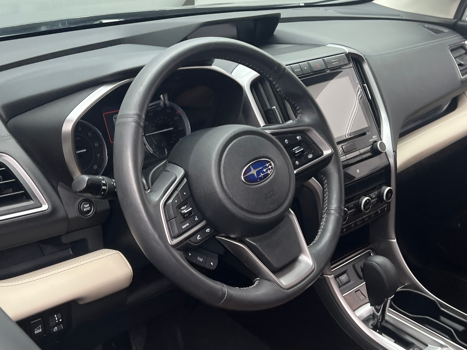 Thumbnail: 2022 Subaru Ascent - 4
