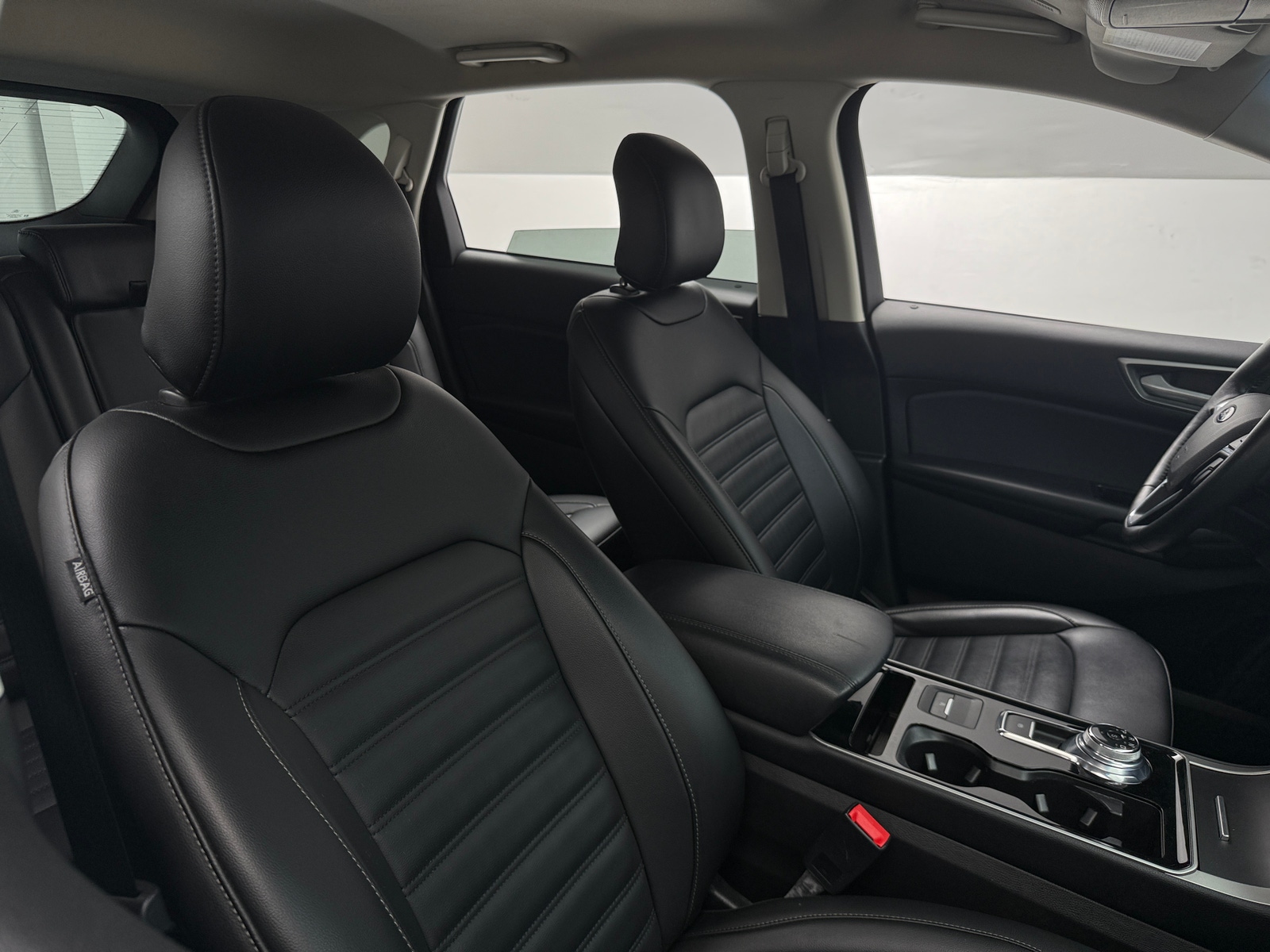 Thumbnail: 2019 Ford Edge - 2