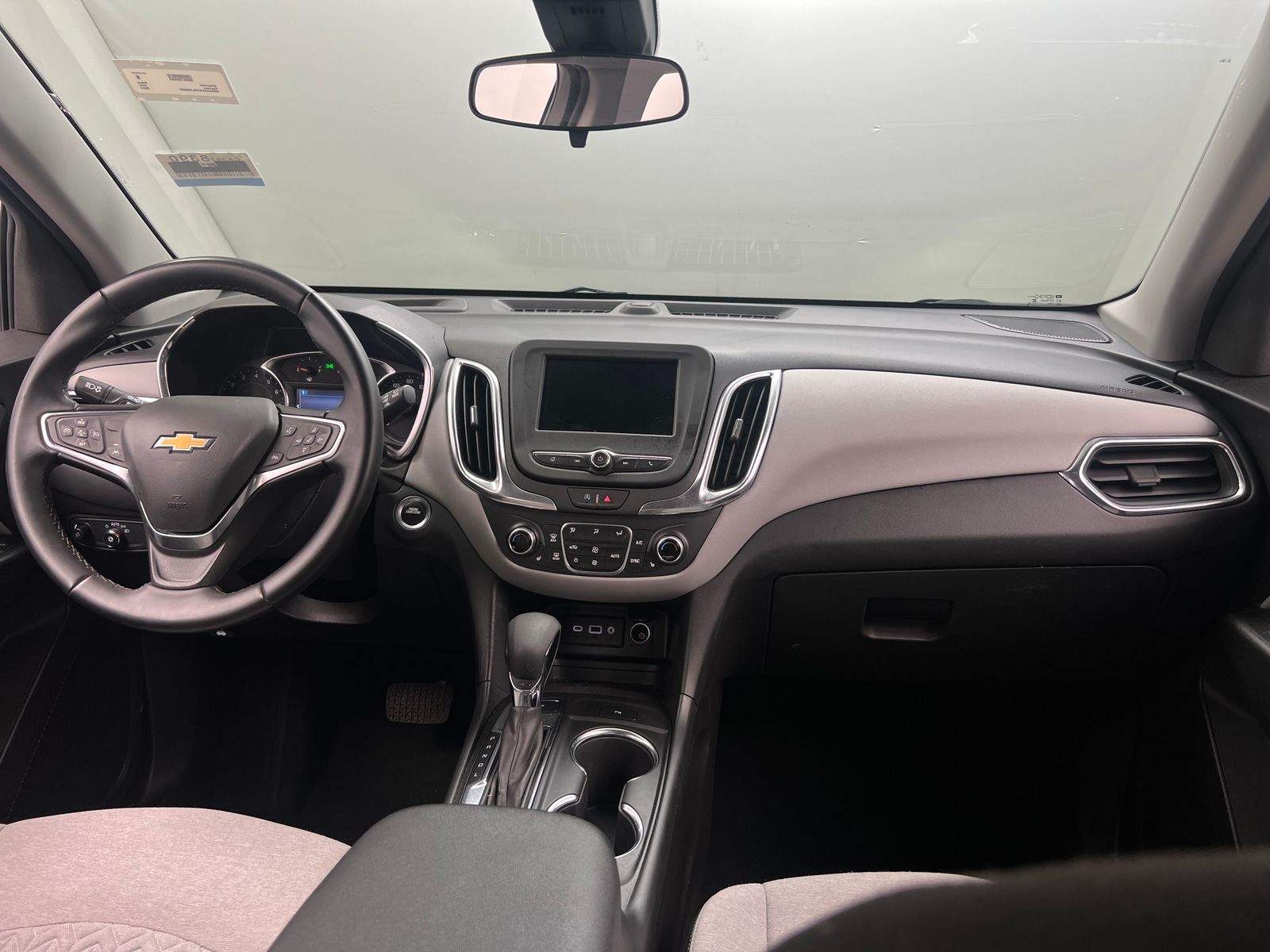 Thumbnail: 2024 Chevrolet Equinox - 3