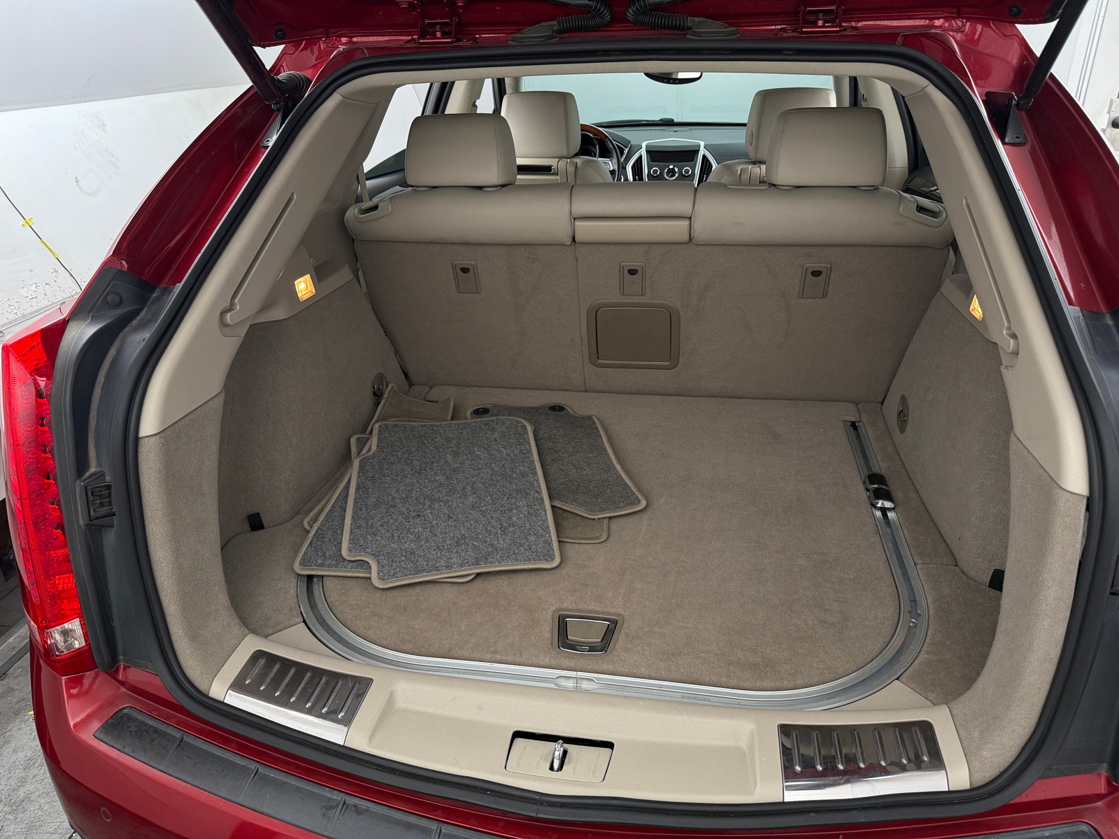 Thumbnail: 2010 Cadillac SRX - 7