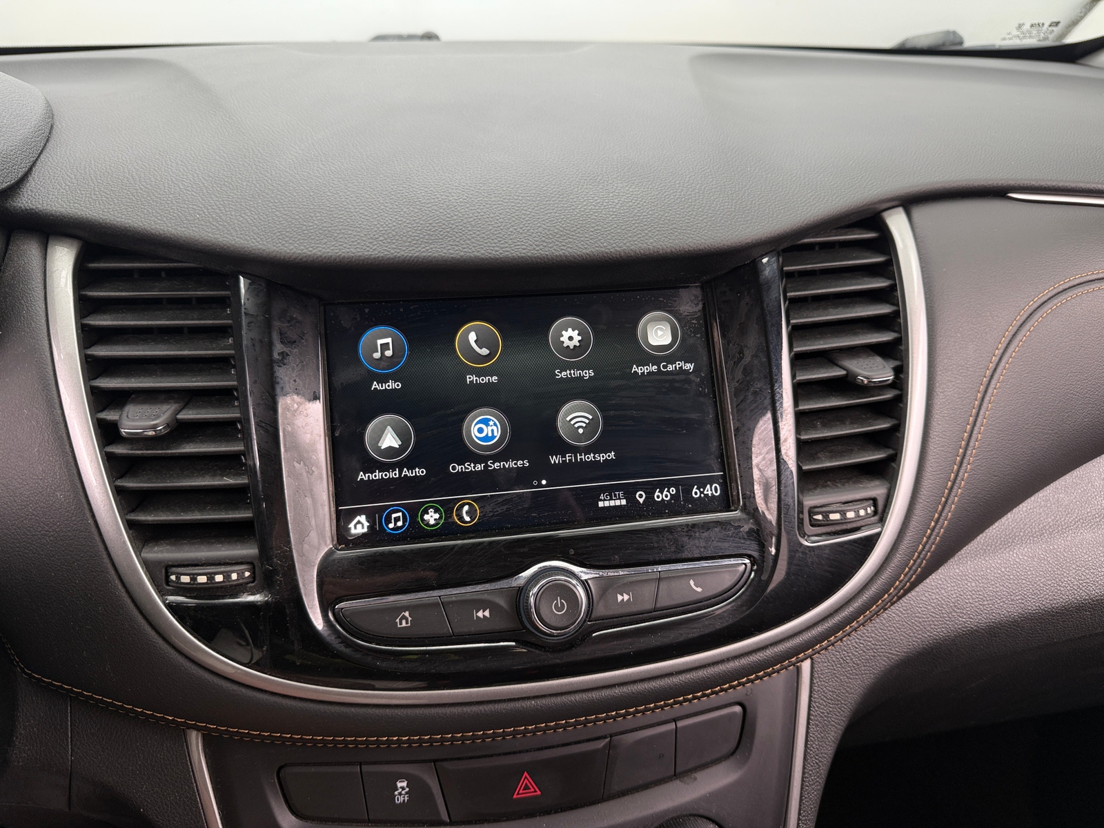 Thumbnail: 2018 Chevrolet Trax - 4