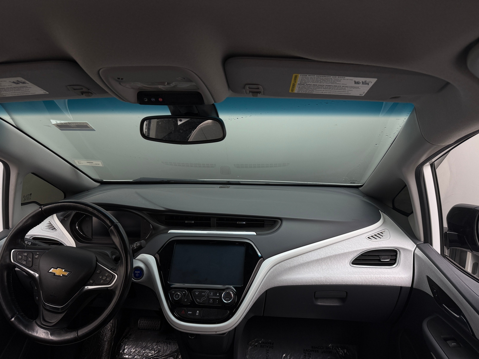 Thumbnail: 2018 Chevrolet Bolt EV - 3