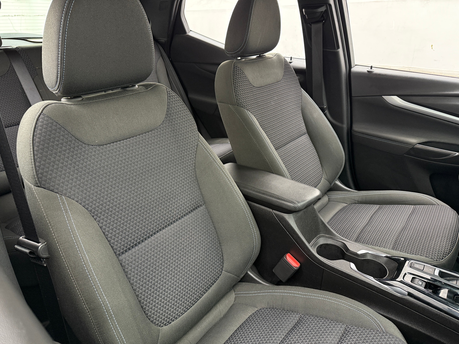 Thumbnail: 2023 Chevrolet Bolt EUV - 2