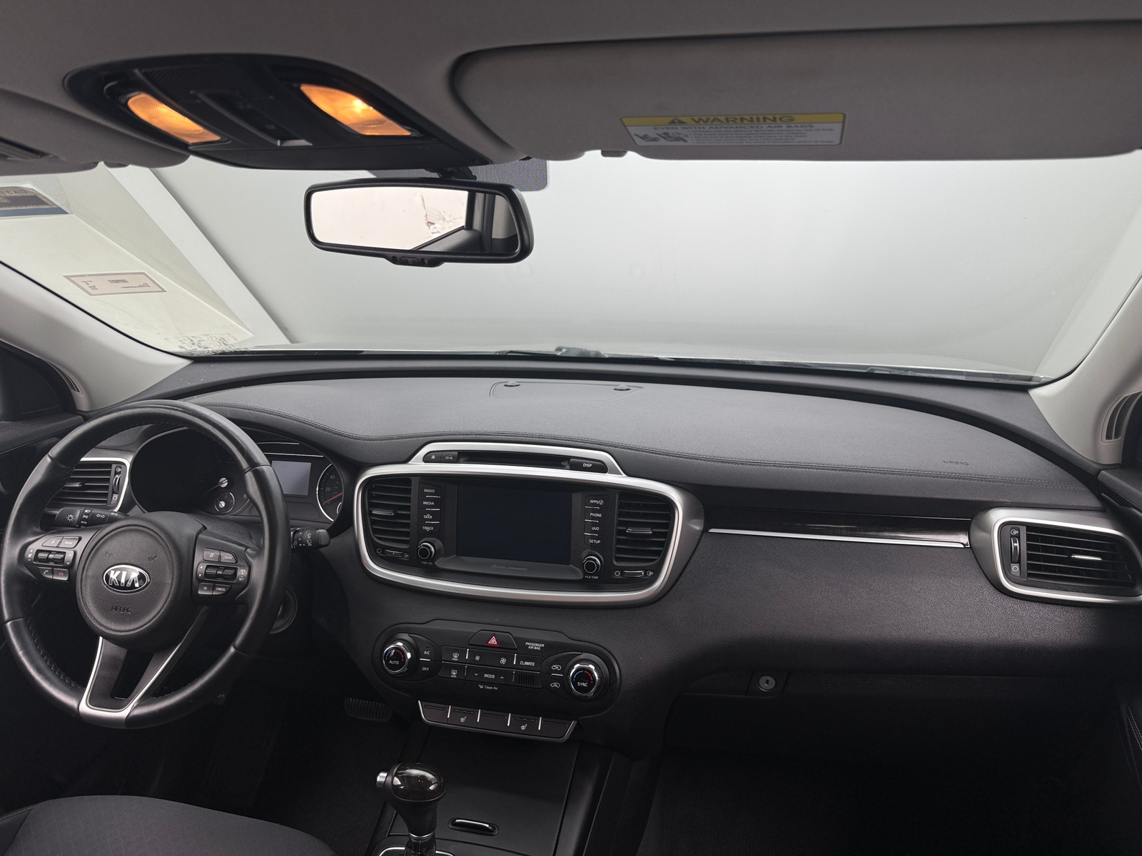 Thumbnail: 2018 Kia Sorento - 3