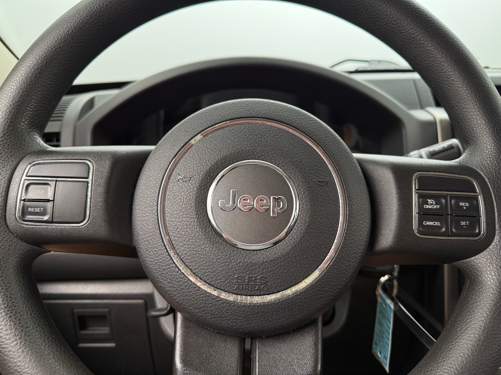 Thumbnail: 2012 Jeep Liberty - 5