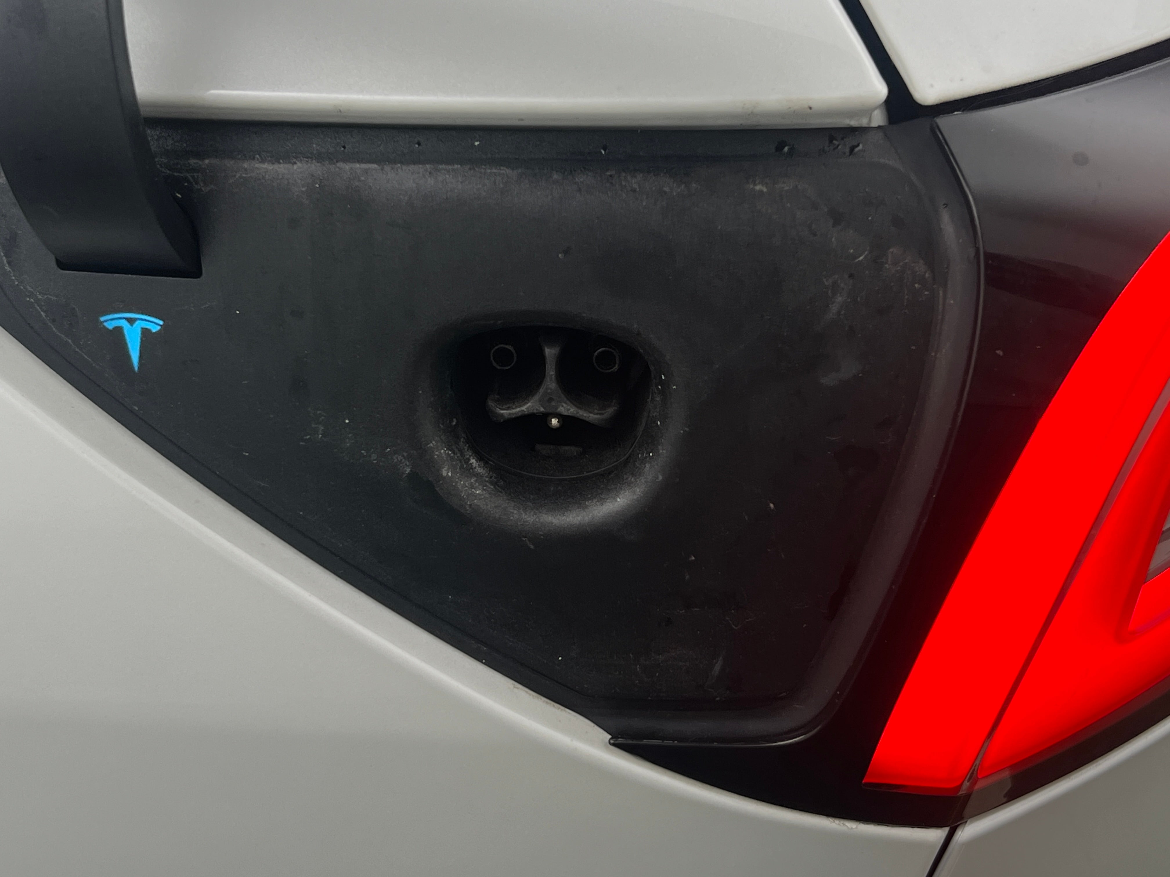 Used 2020 Tesla Model 3 Base with VIN 5YJ3E1EA0LF792565 for sale in Oak Creek, WI